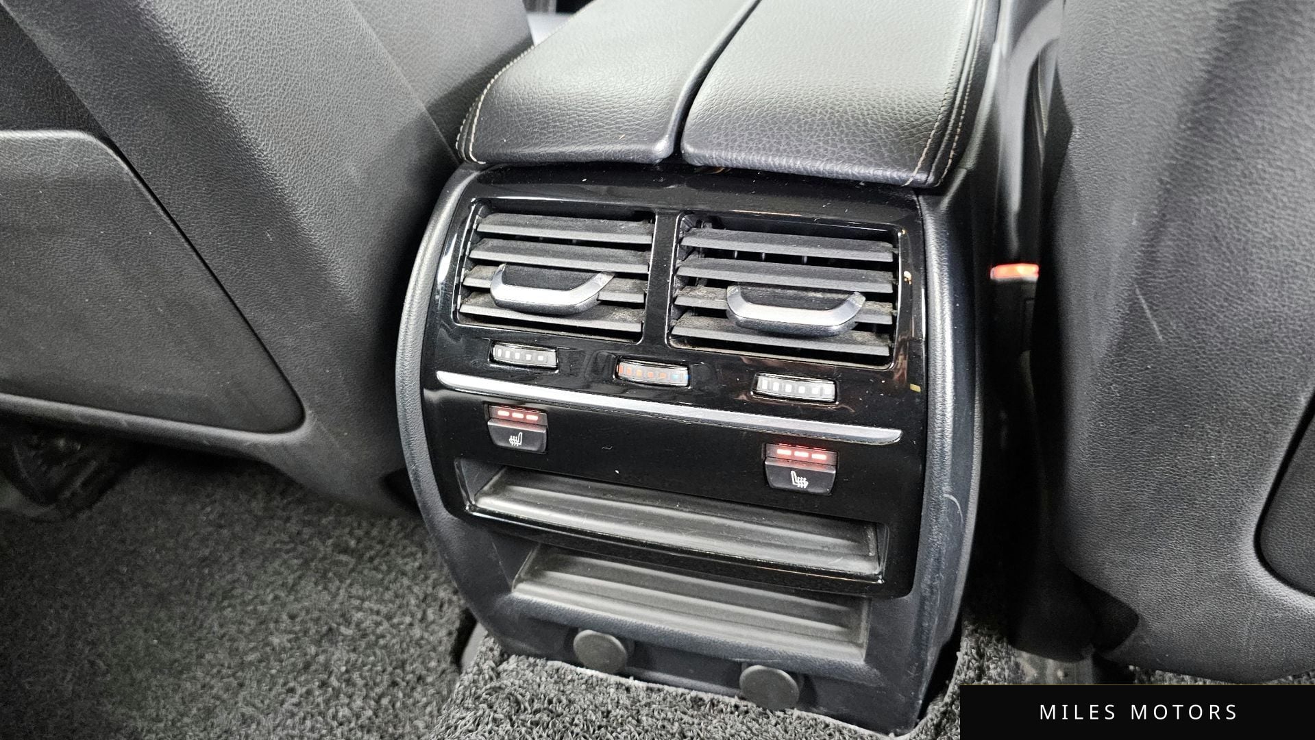 BMW 5시리즈 (G30) 2019 — миниатюра 19