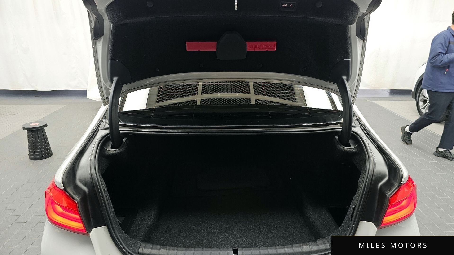 BMW 5시리즈 (G30) 2019 — миниатюра 20