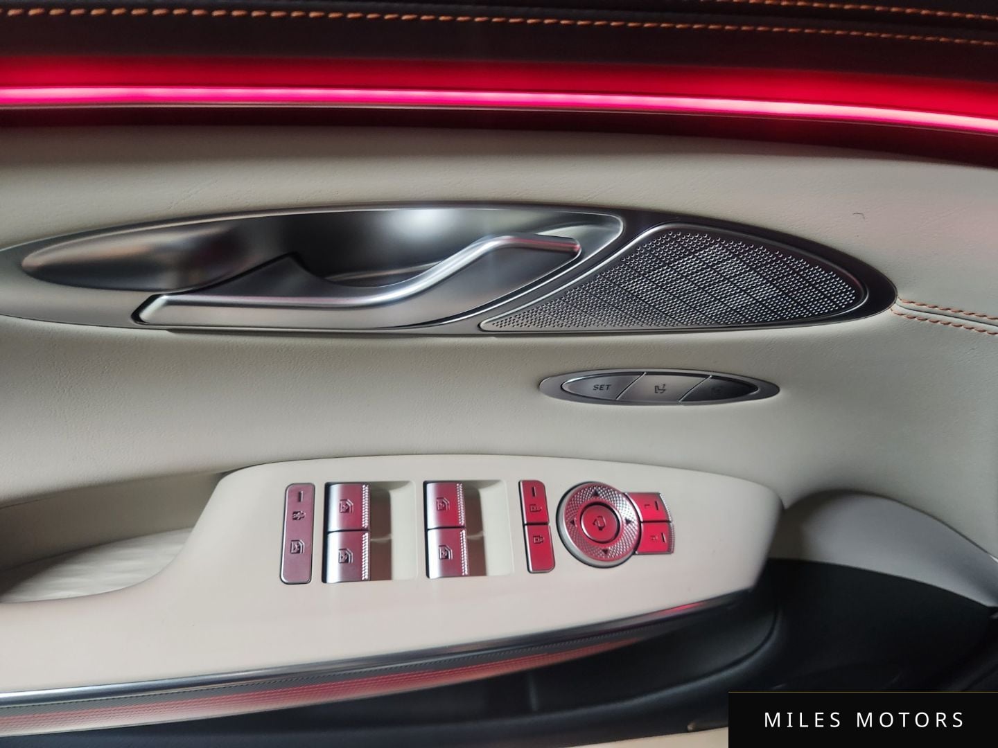 Genesis GV70 2025 — миниатюра 7