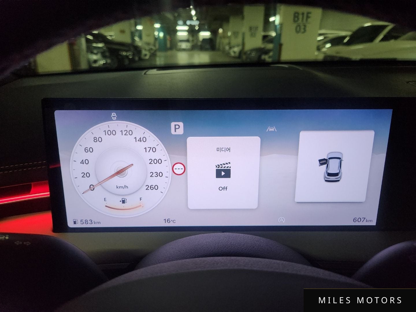 Genesis GV70 2025 — миниатюра 12