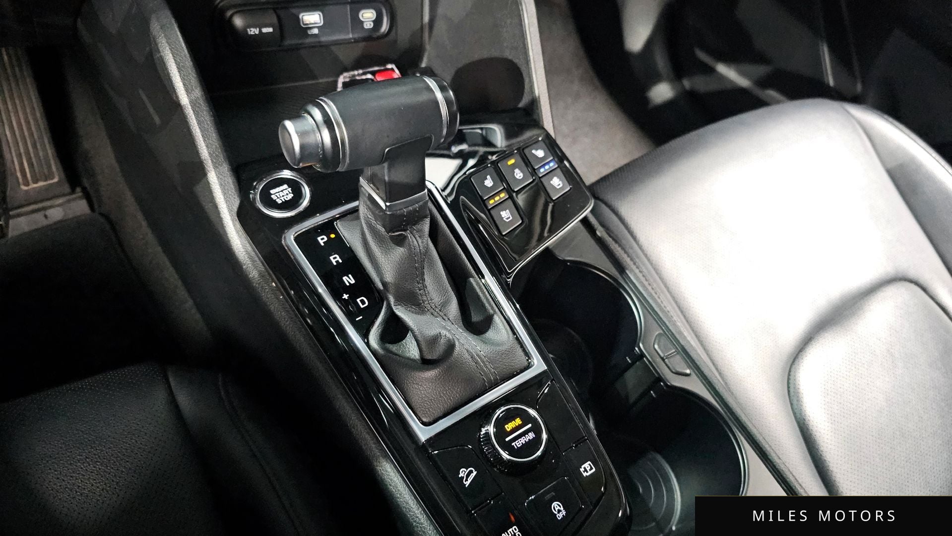 Kia Sportage 2022 — миниатюра 9