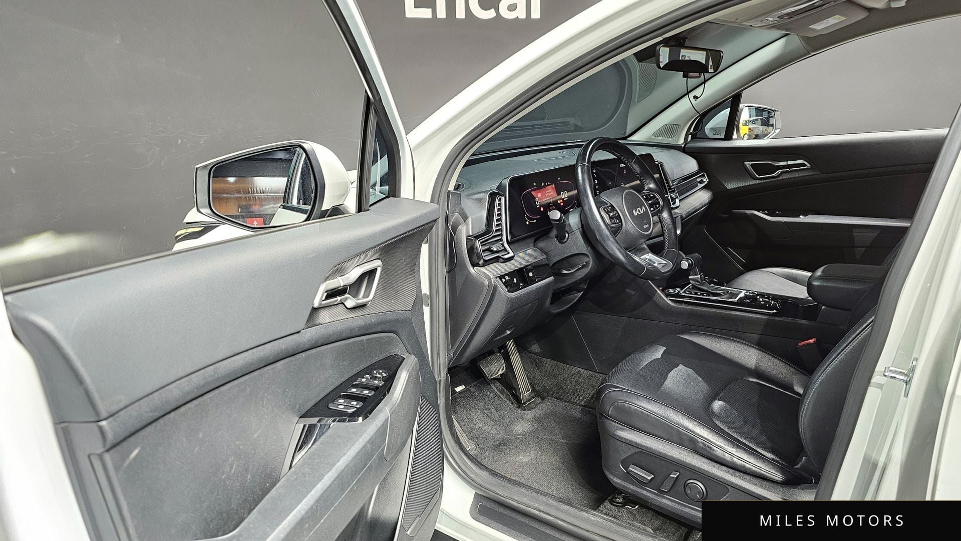 Kia Sportage 2022 — миниатюра 11