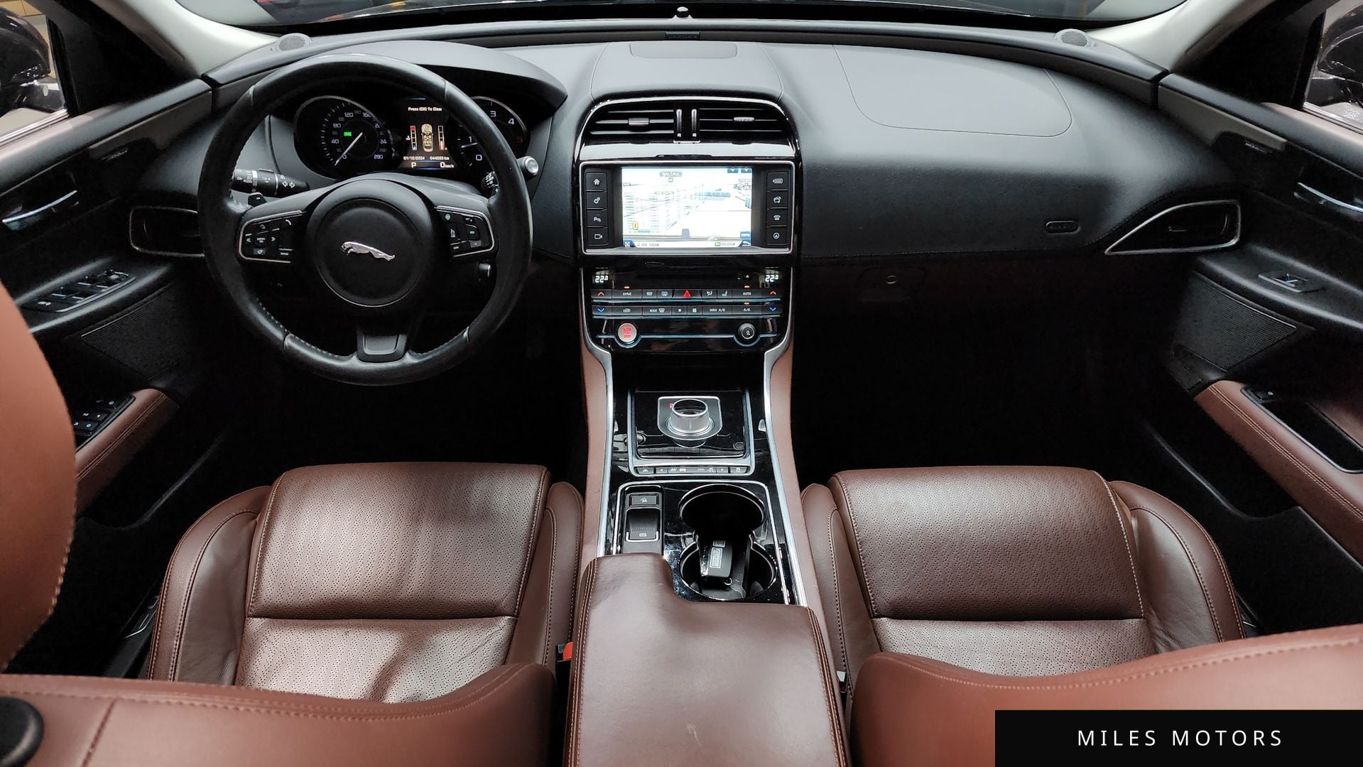 Jaguar XE 2016 — миниатюра 7