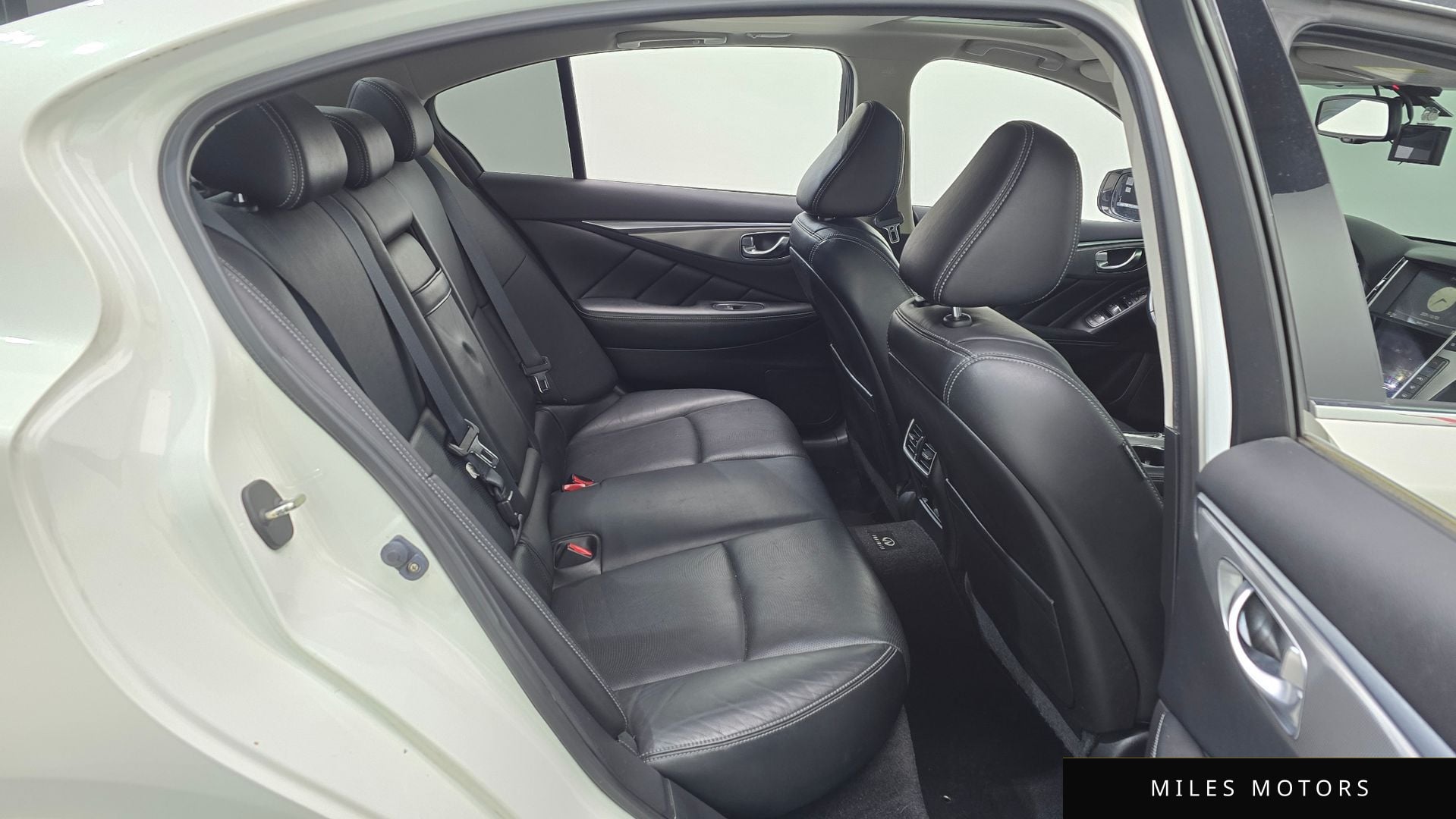 Infiniti Q50 2014 — миниатюра 12