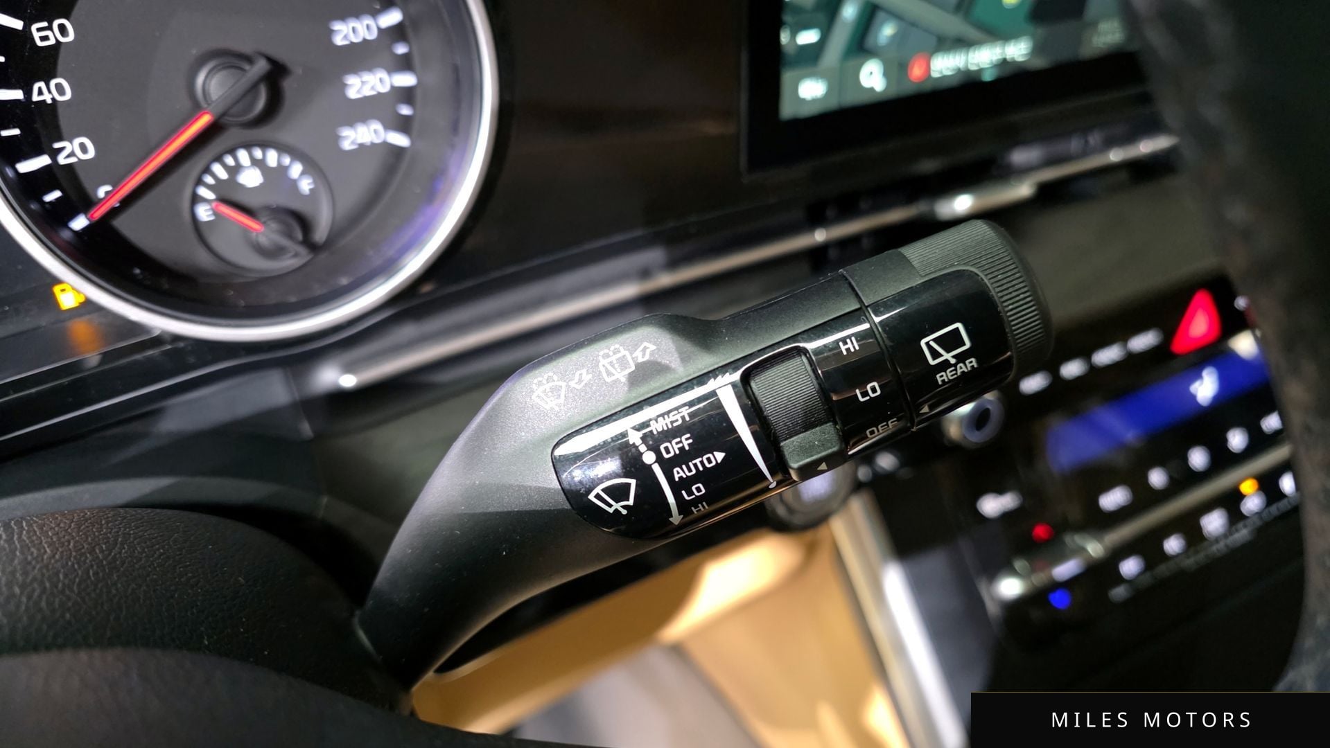 Kia Carnival 2022 — миниатюра 17