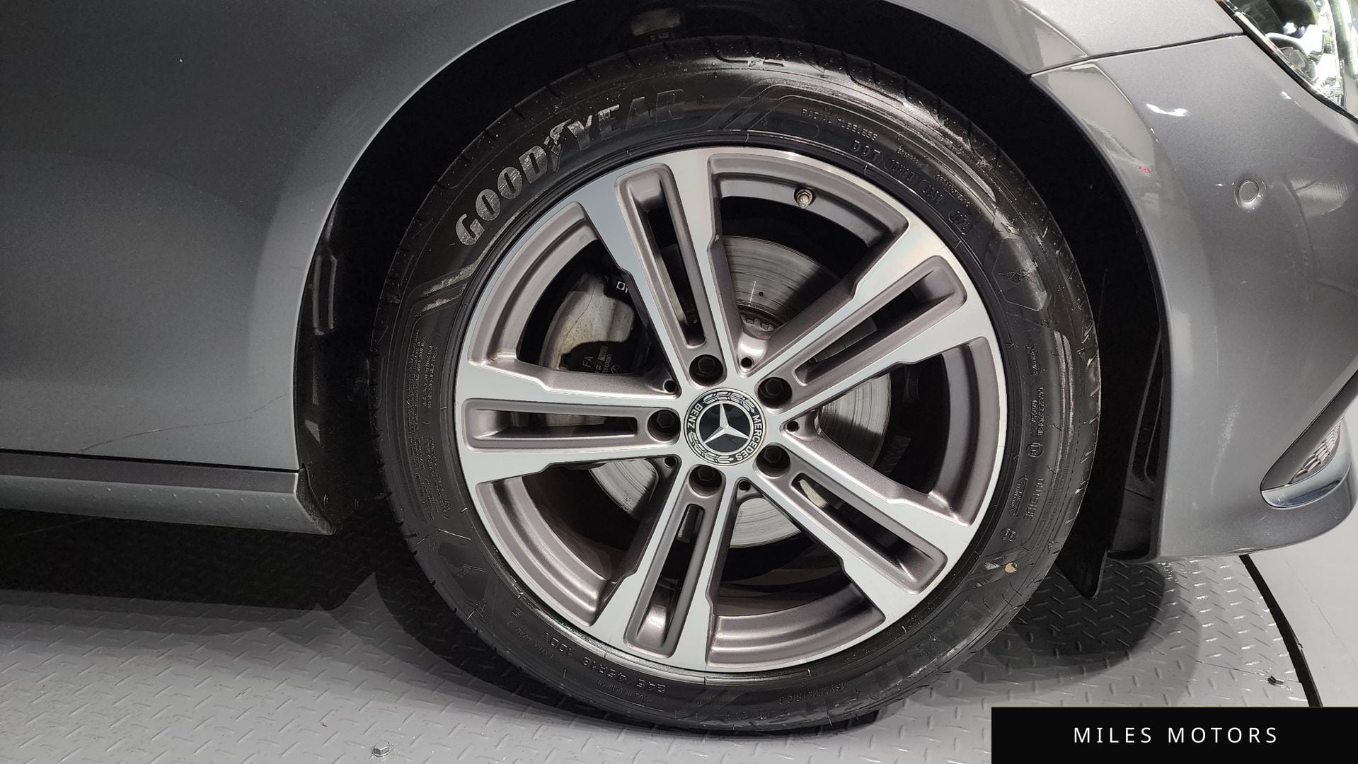 Mercedes-Benz E-Class W213 2023 — миниатюра 5