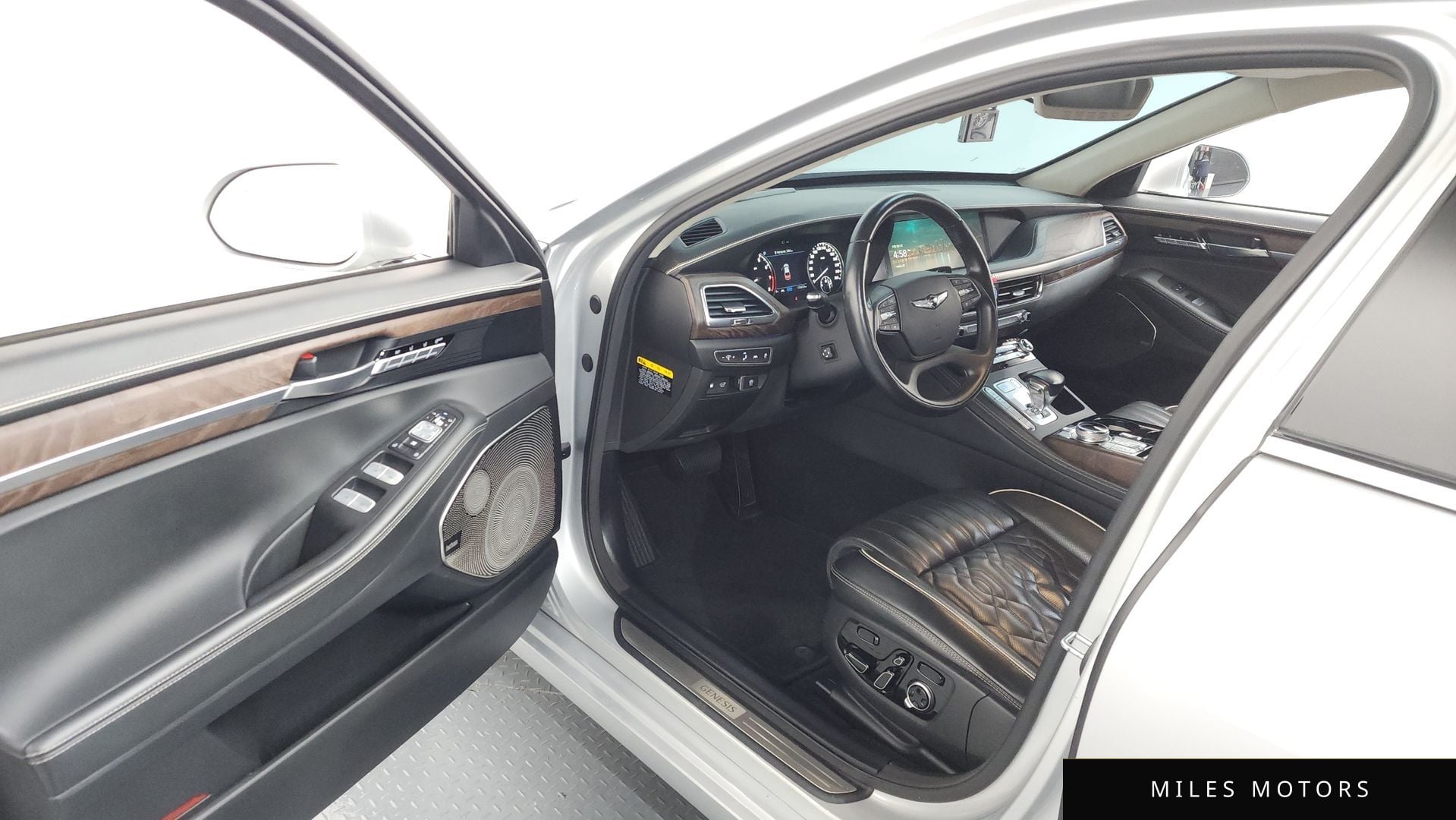 Genesis G90 2019 — миниатюра 10