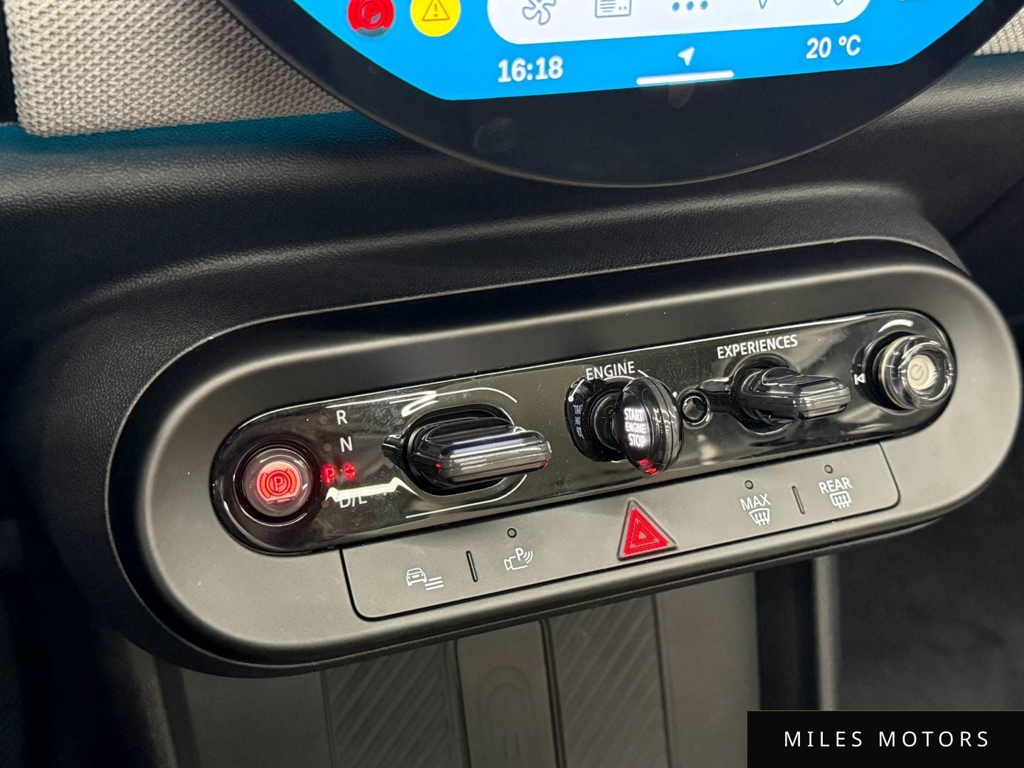 MINI Cooper Convertible 2025 — миниатюра 9