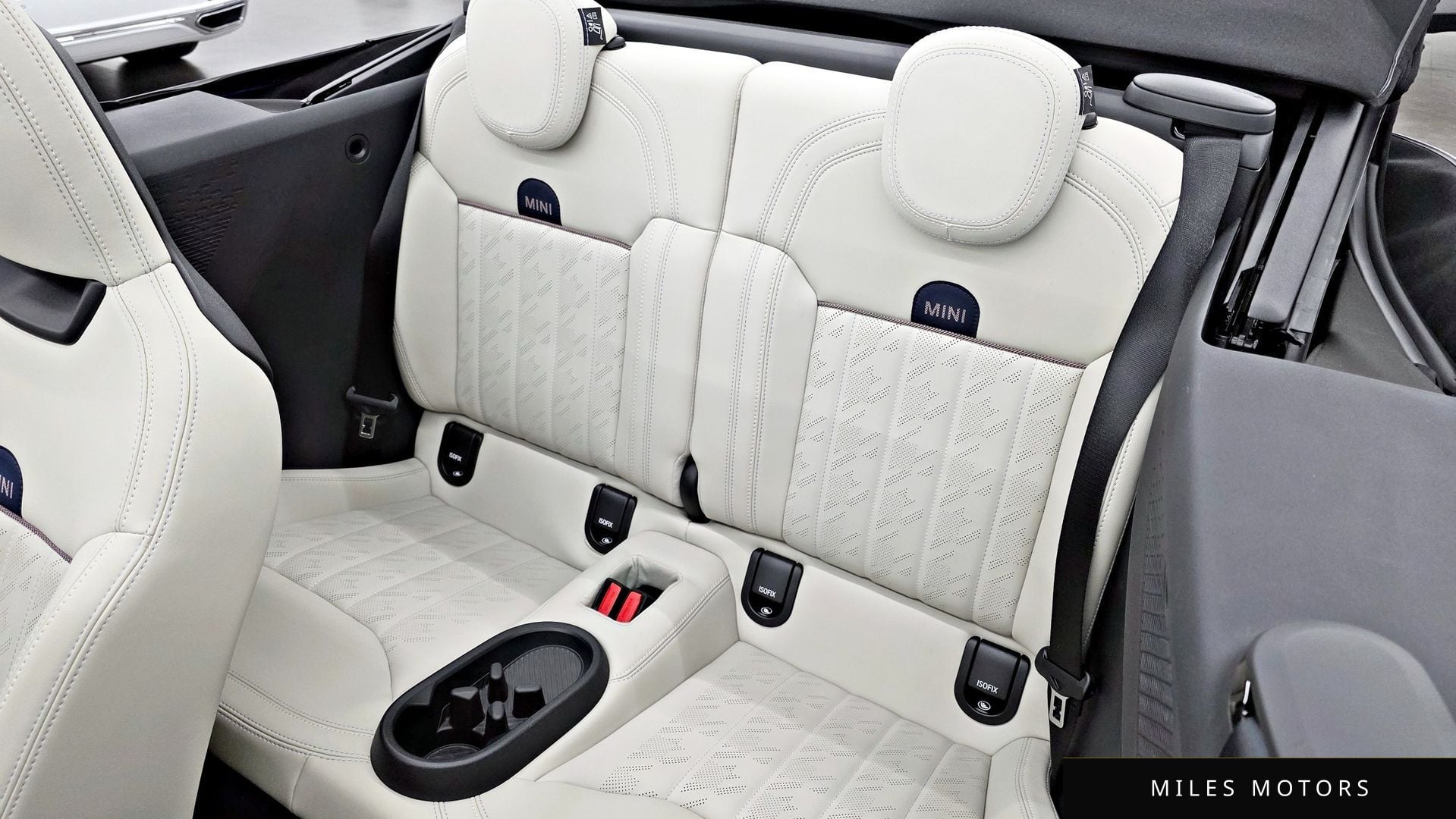 MINI Cooper Convertible 2025 — миниатюра 11
