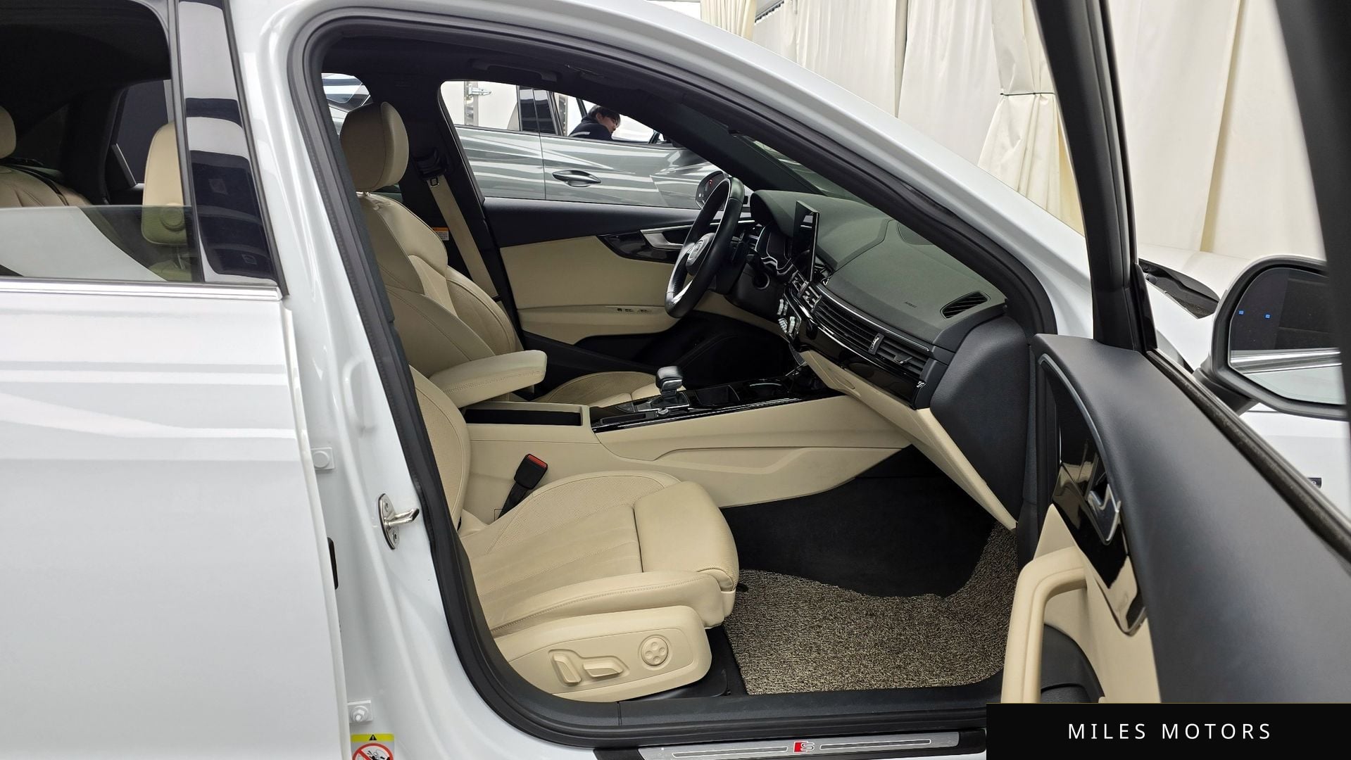 Audi A4 (B9) 2021 — миниатюра 11