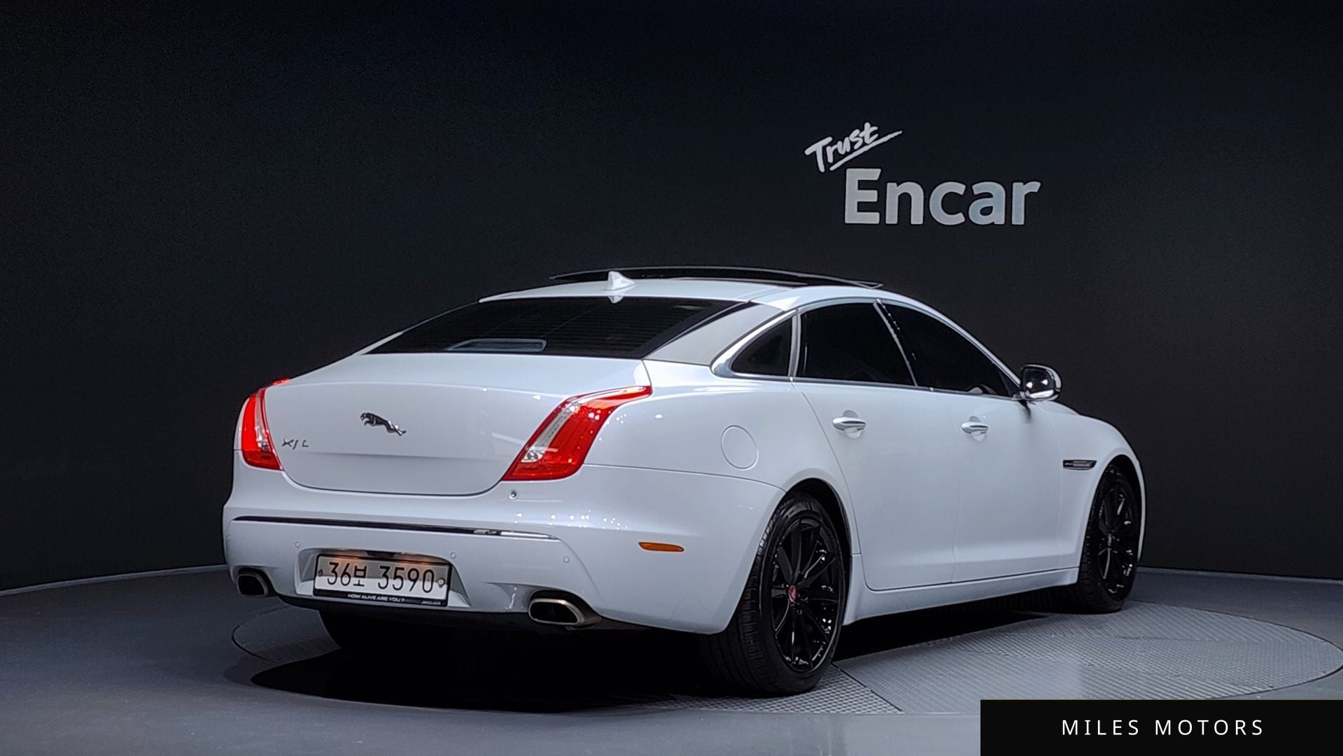 Jaguar All New XJ 2015 — миниатюра 2