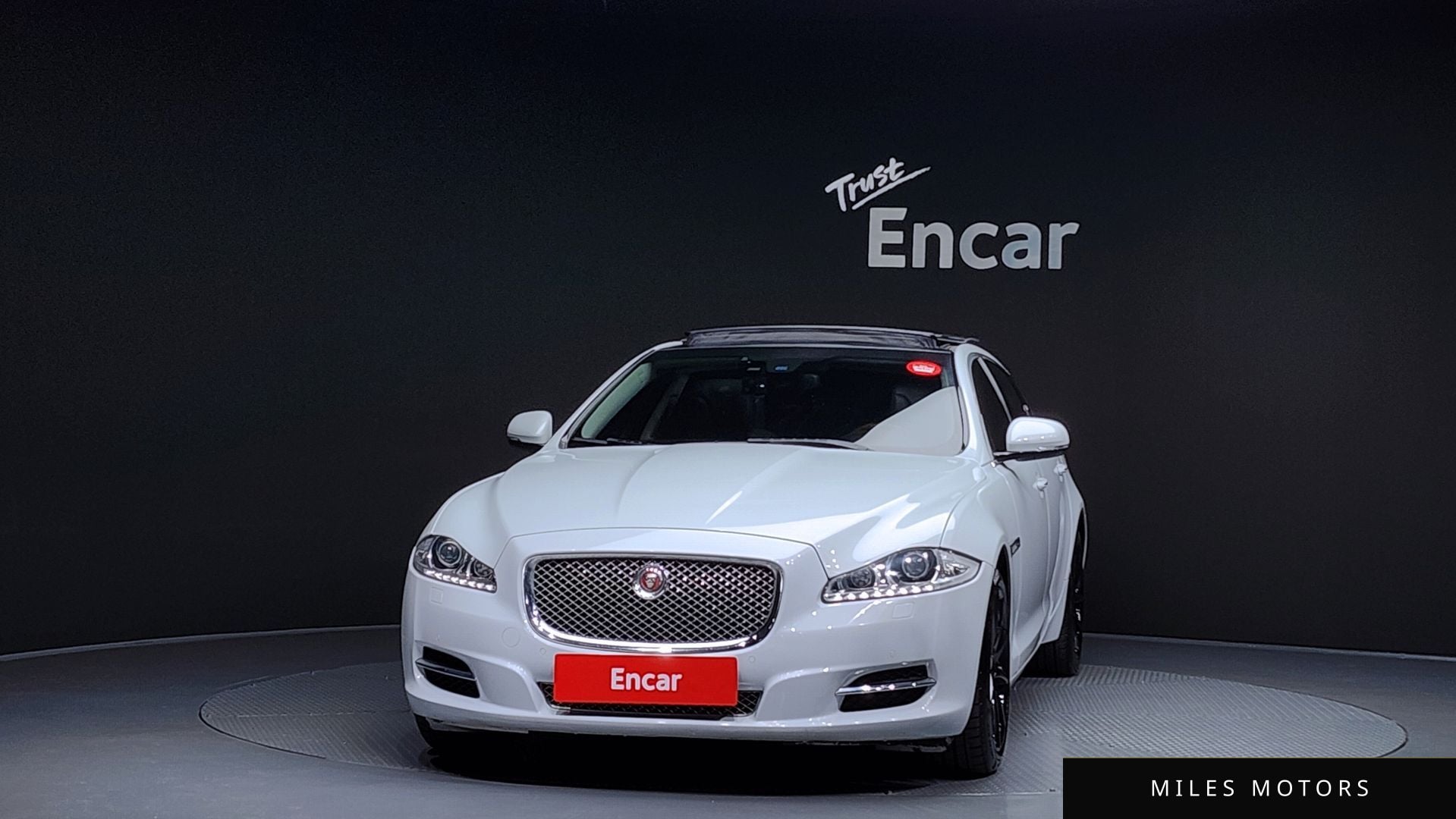 Jaguar All New XJ 2015 — миниатюра 3