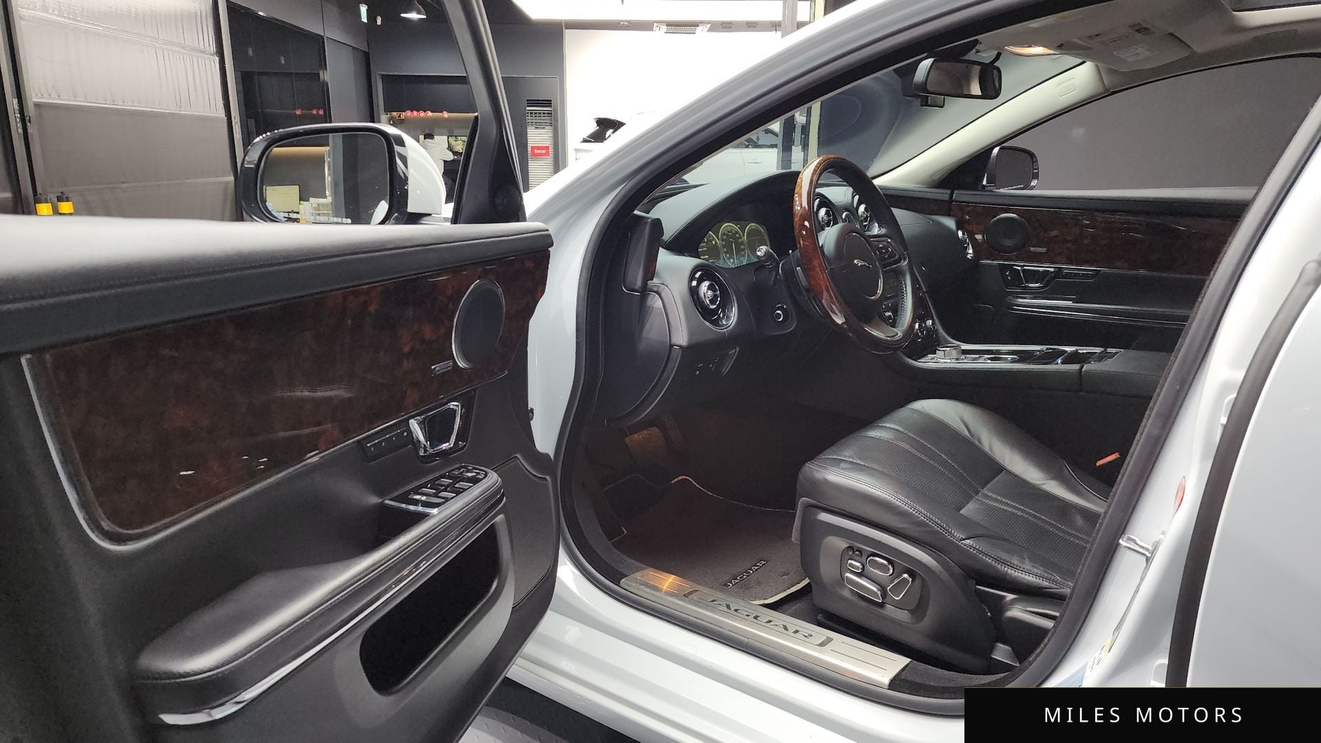 Jaguar All New XJ 2015 — миниатюра 10