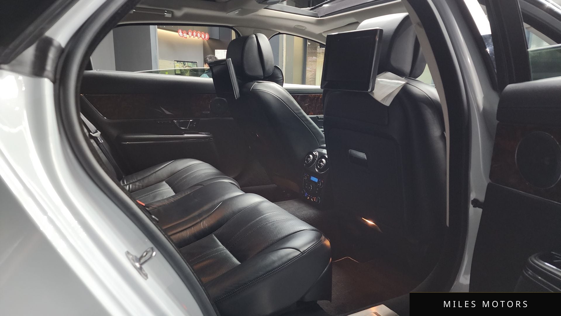 Jaguar All New XJ 2015 — миниатюра 12