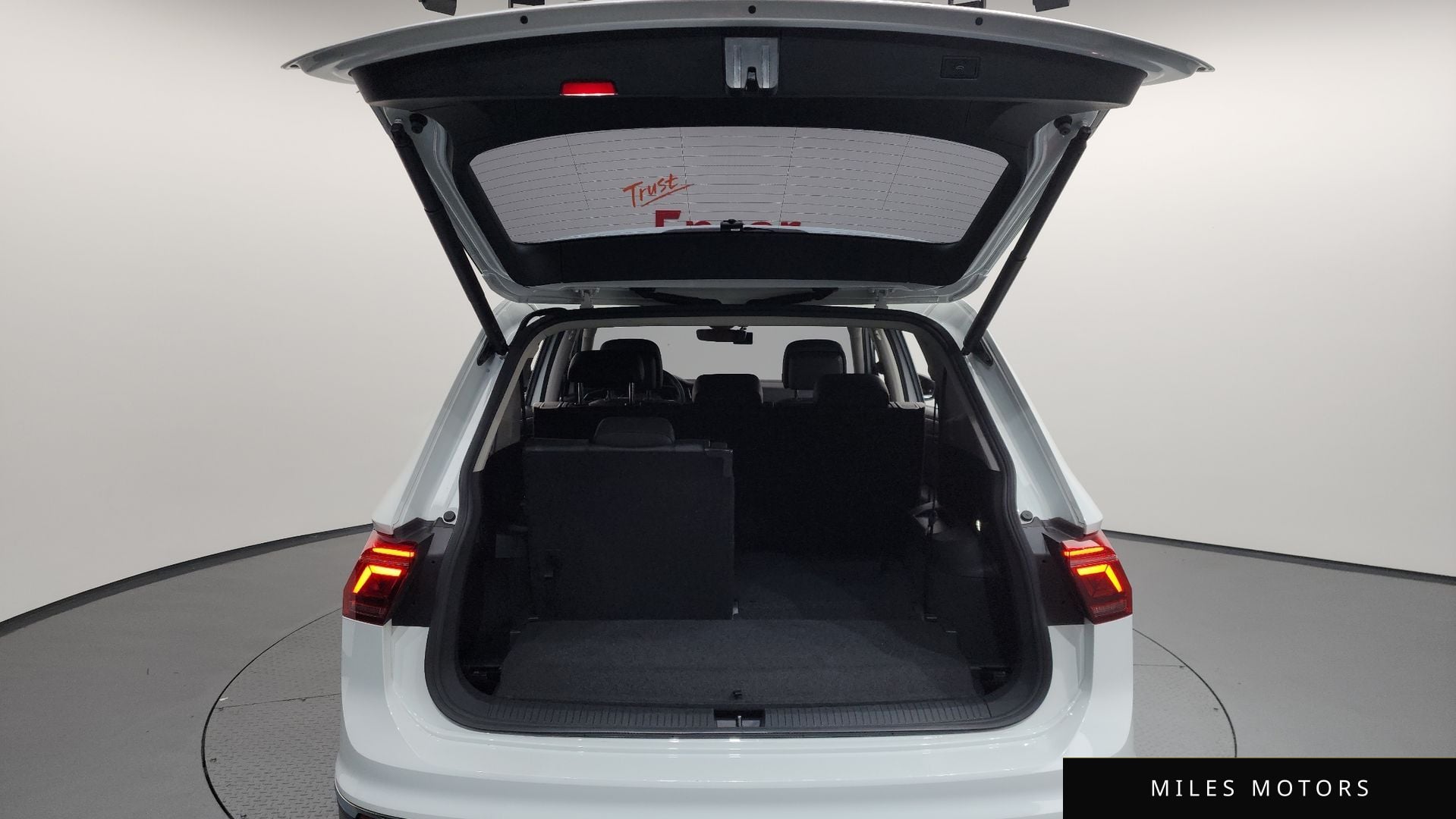 Volkswagen Tiguan 2022 — миниатюра 20