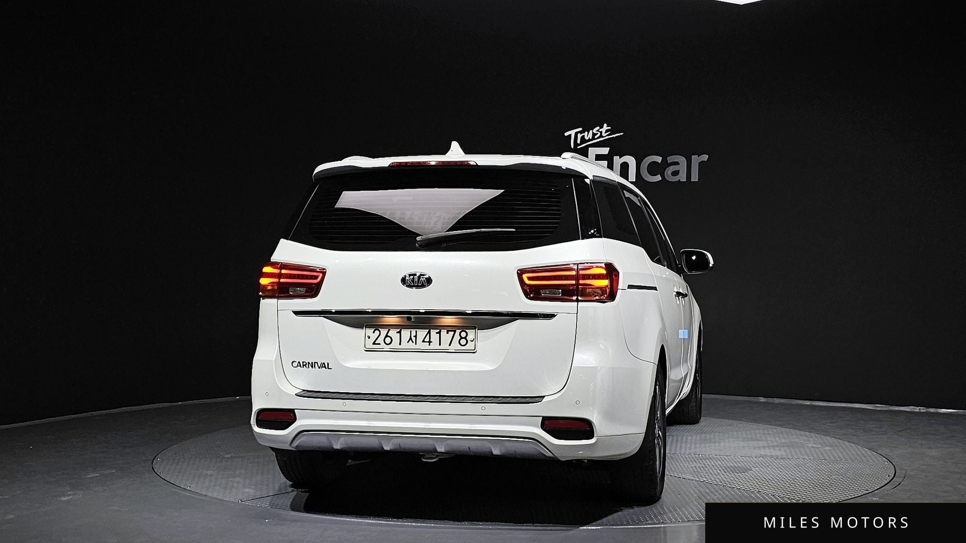 Kia Canival 2020 — миниатюра 4