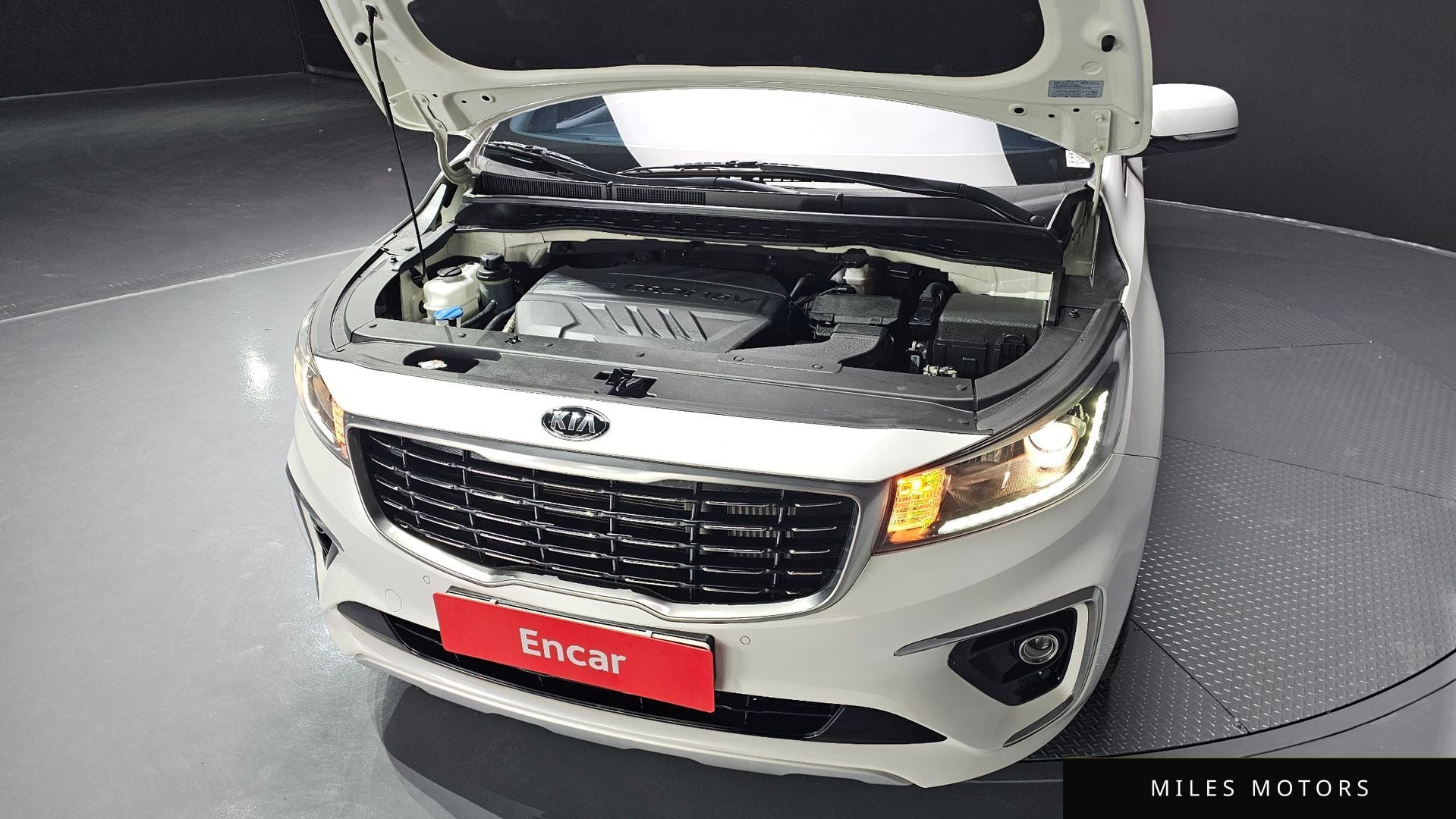 Kia Canival 2020 — миниатюра 6