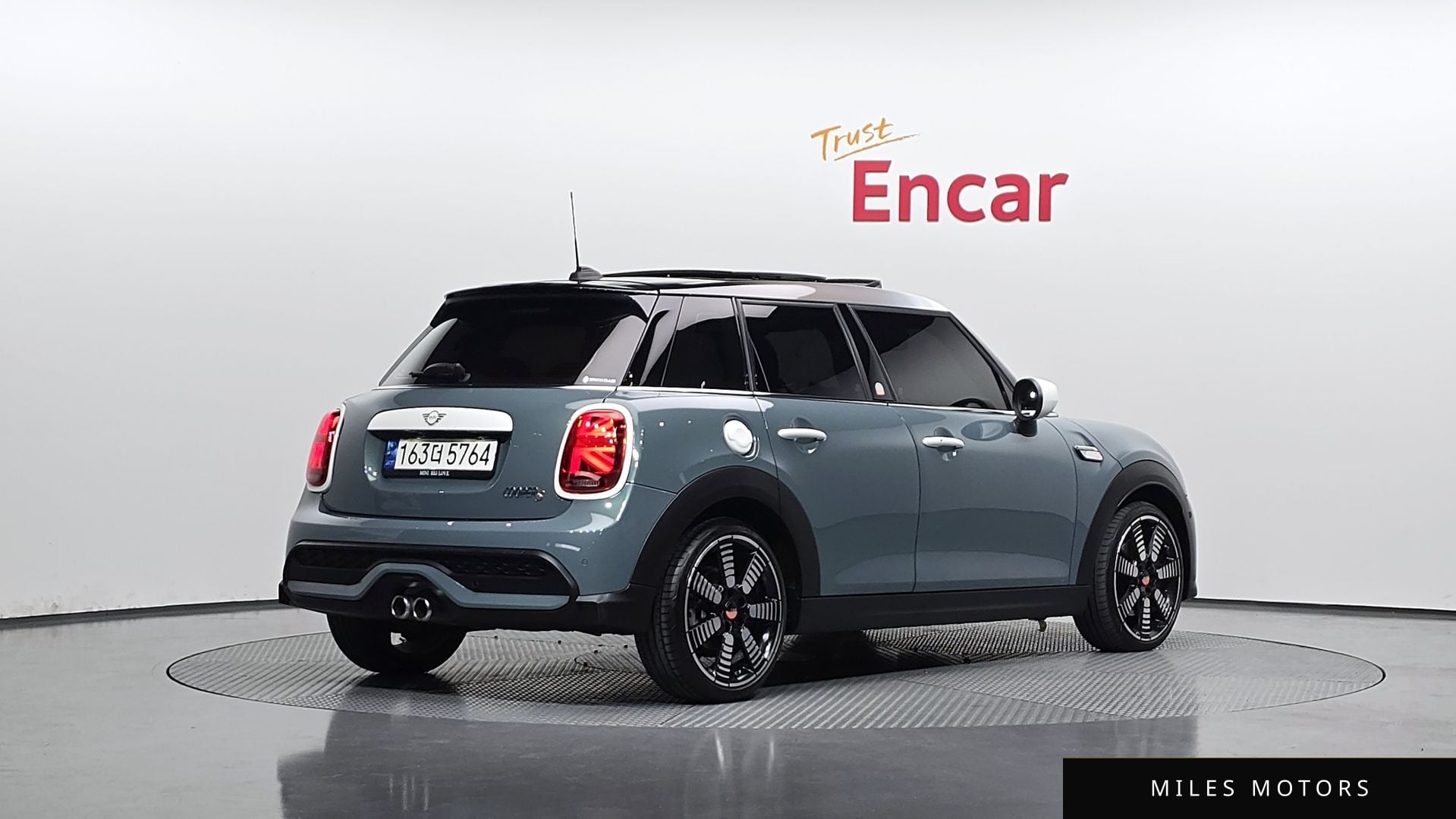 MINI 쿠퍼 S 2023 — миниатюра 2