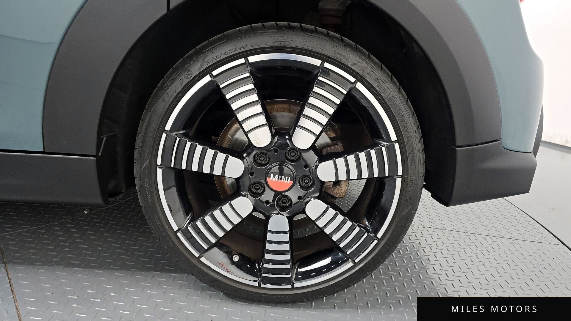 MINI 쿠퍼 S 2023 — миниатюра 5