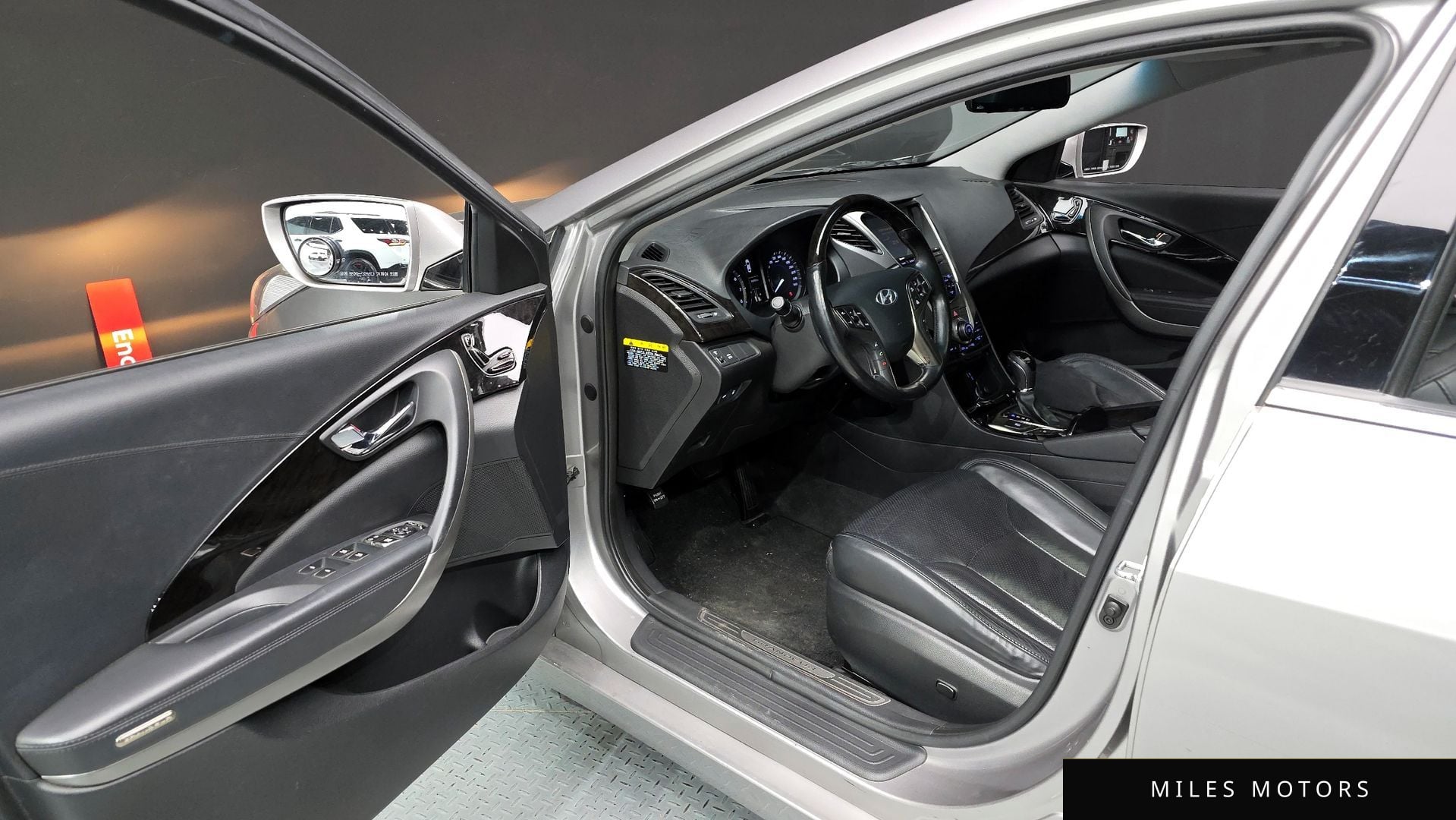 Hyundai Grandeur 2011 — миниатюра 10