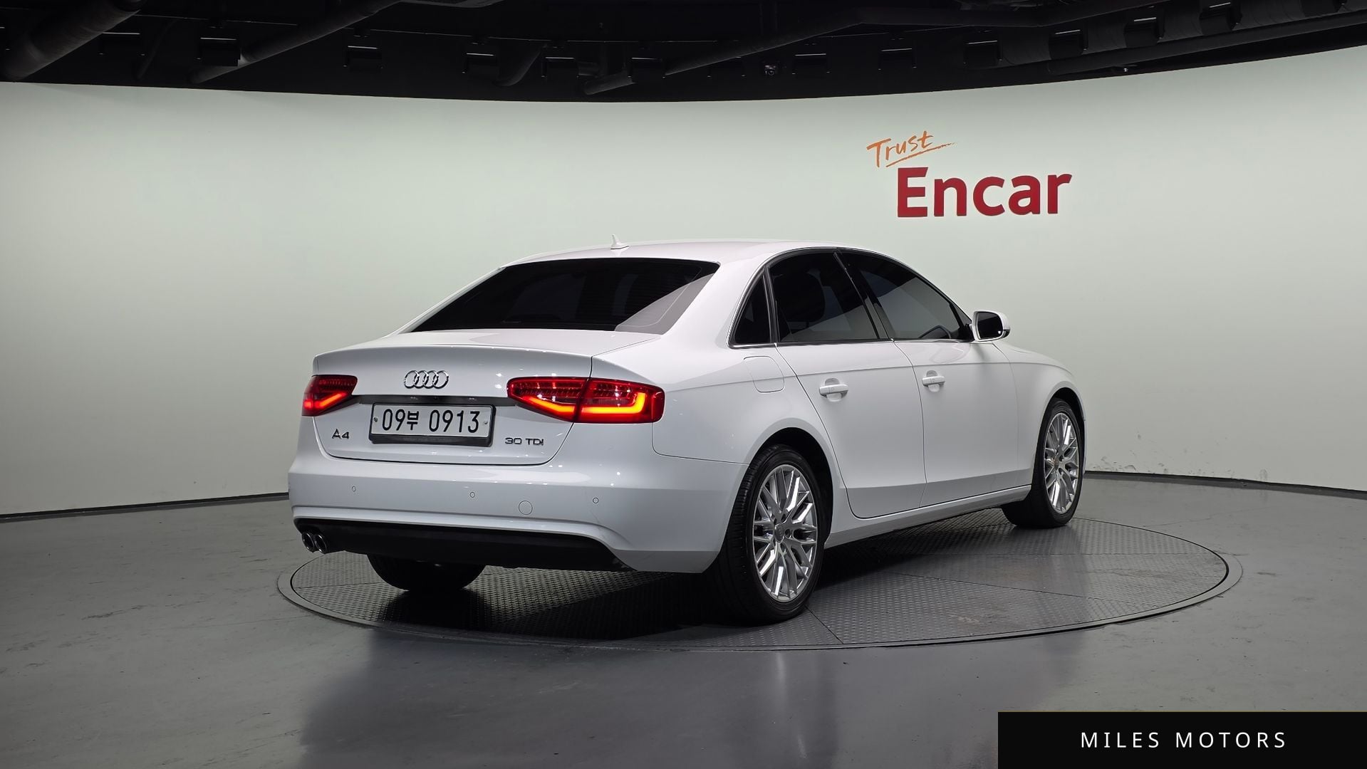 Audi A4 2016 — миниатюра 2