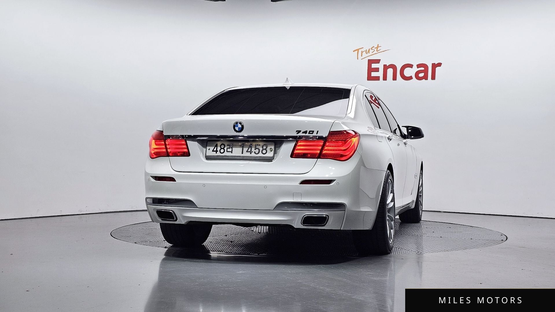BMW 7 Series (F01) 2010 — миниатюра 4
