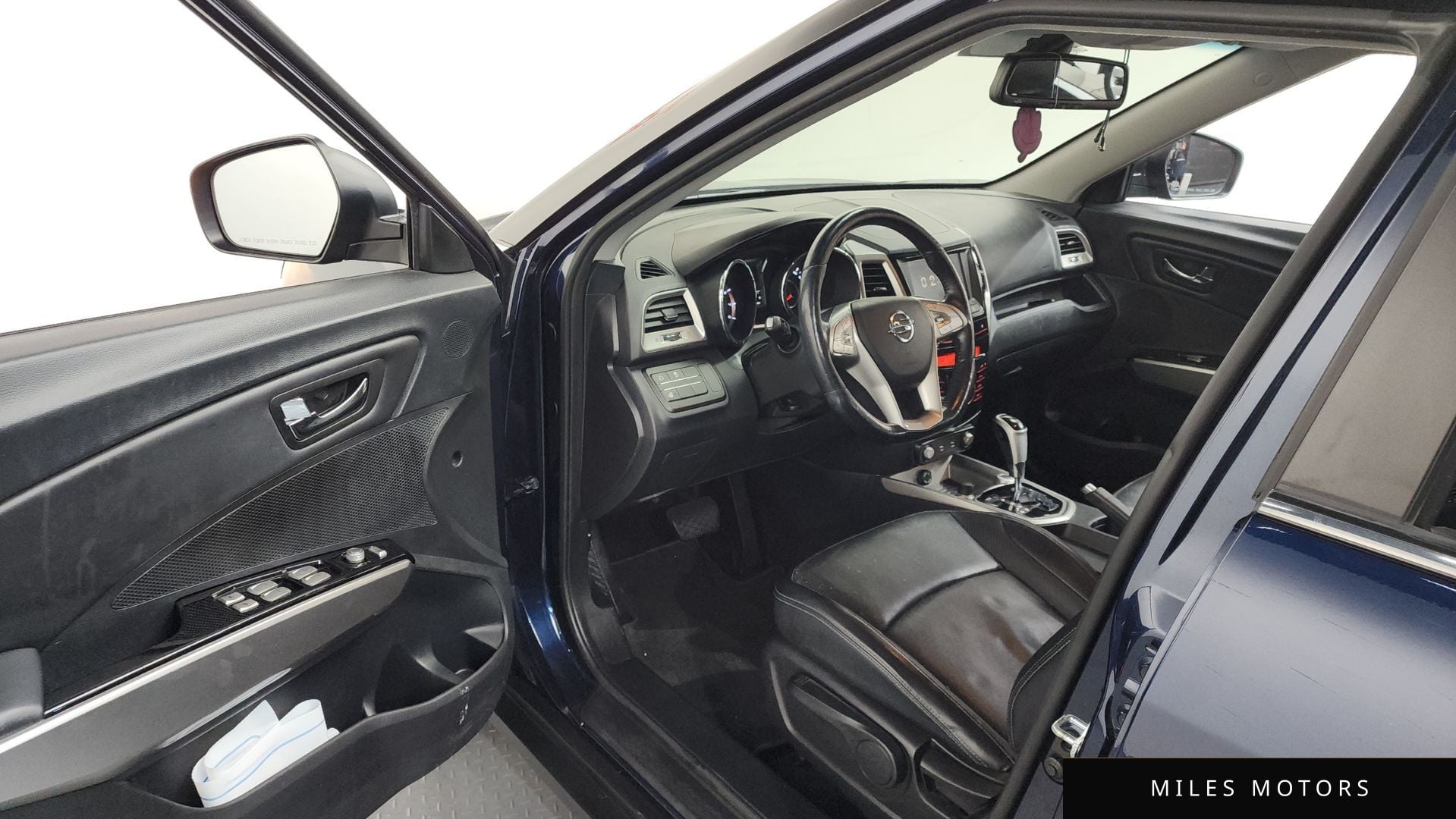 KG Mobility Tivoli 2015 — миниатюра 10