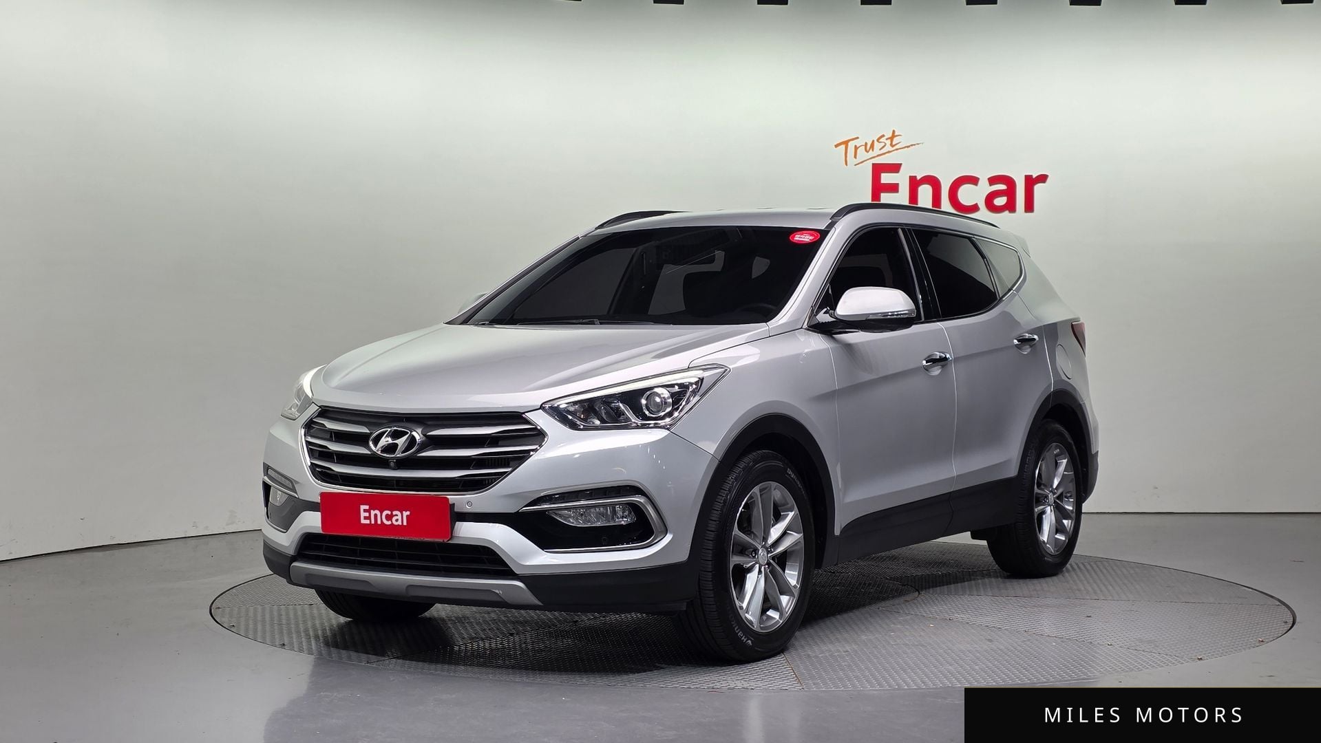 Hyundai Santafe 2016 — фото 1 из 12