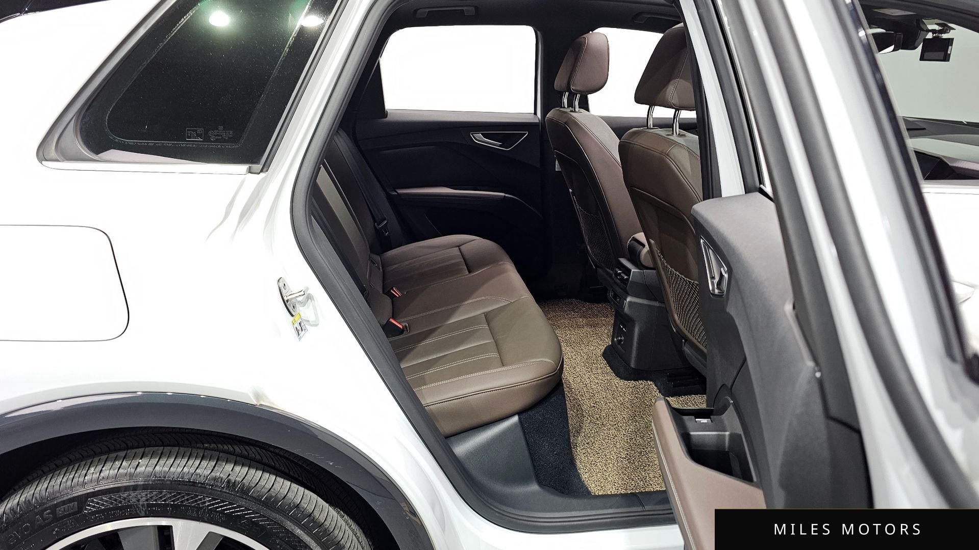 Audi Q4 e-tron 2022 — миниатюра 12