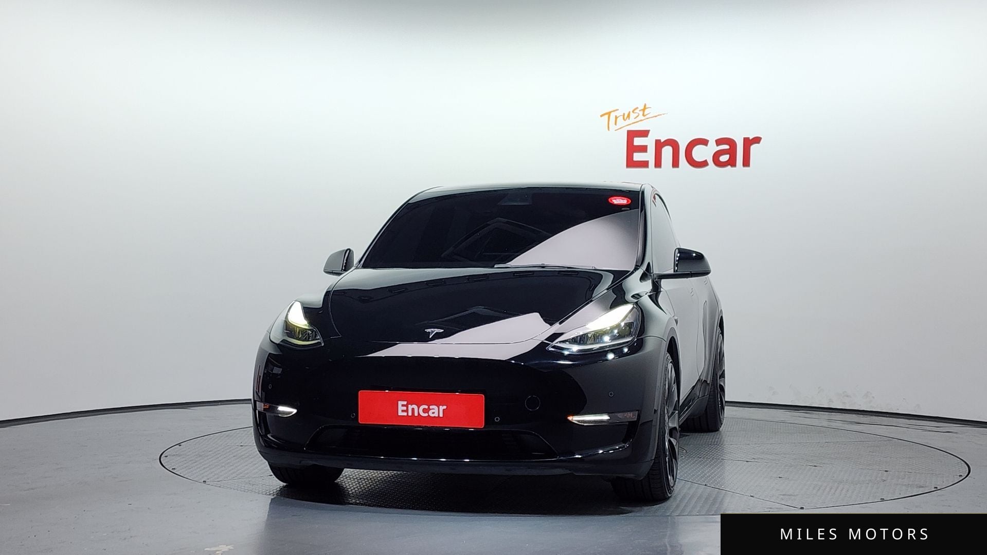 Tesla Model Y 2022 — миниатюра 3