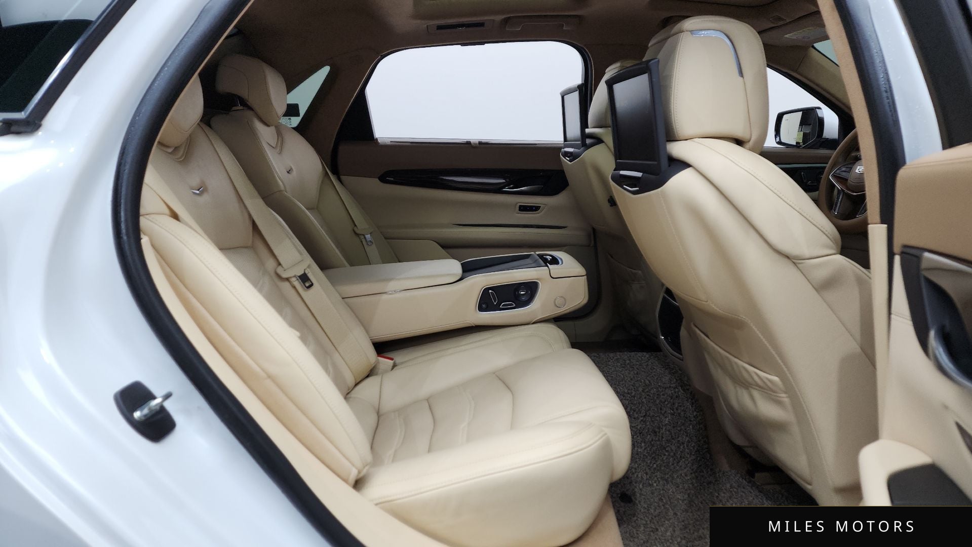 Cadillac CT6 2018 — миниатюра 12