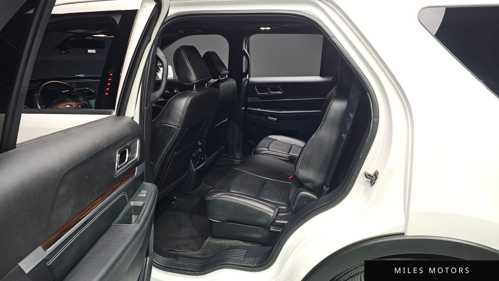 Ford Explorer 2018 — миниатюра 11