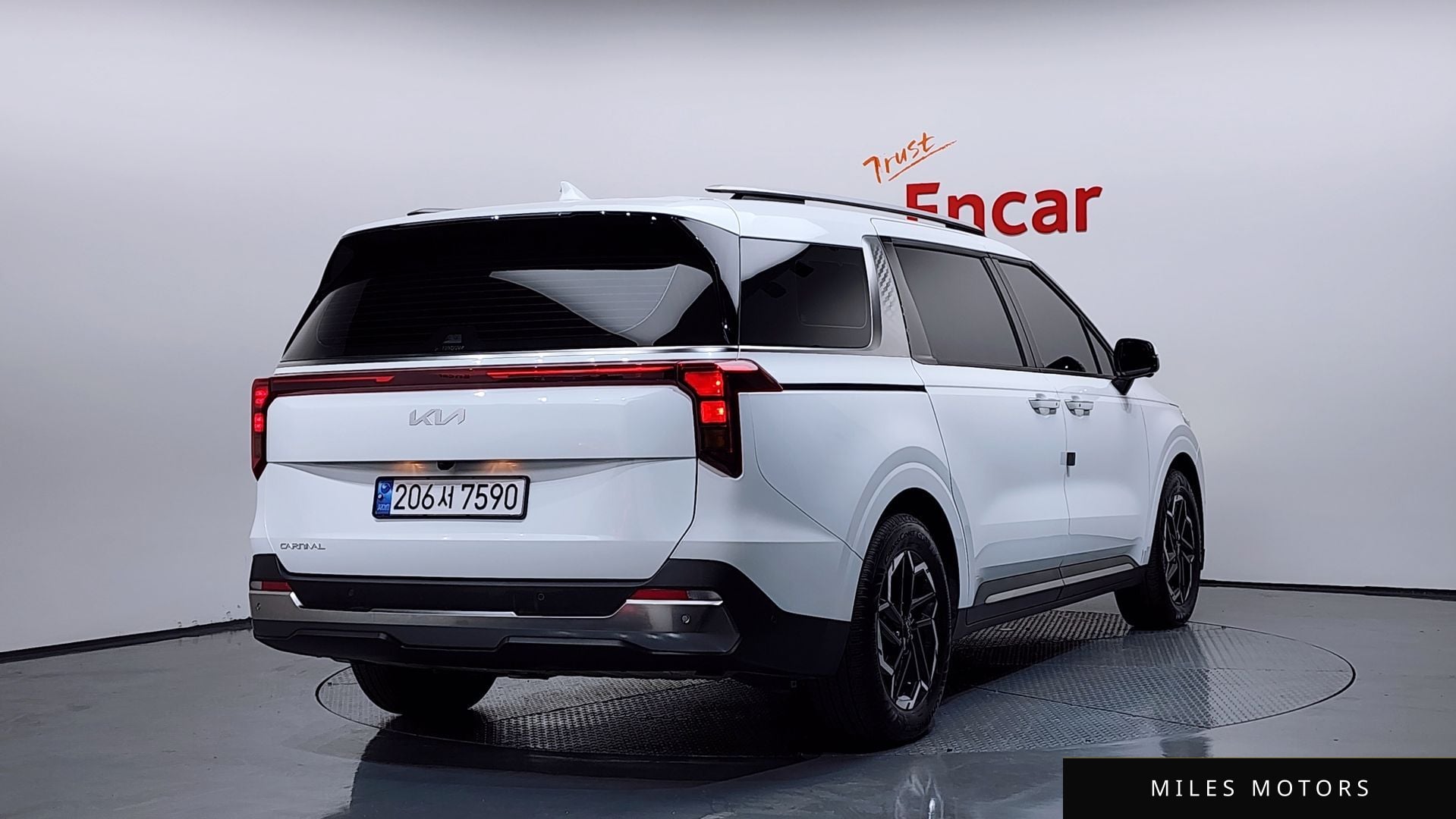 Kia Canival 2025 — миниатюра 2