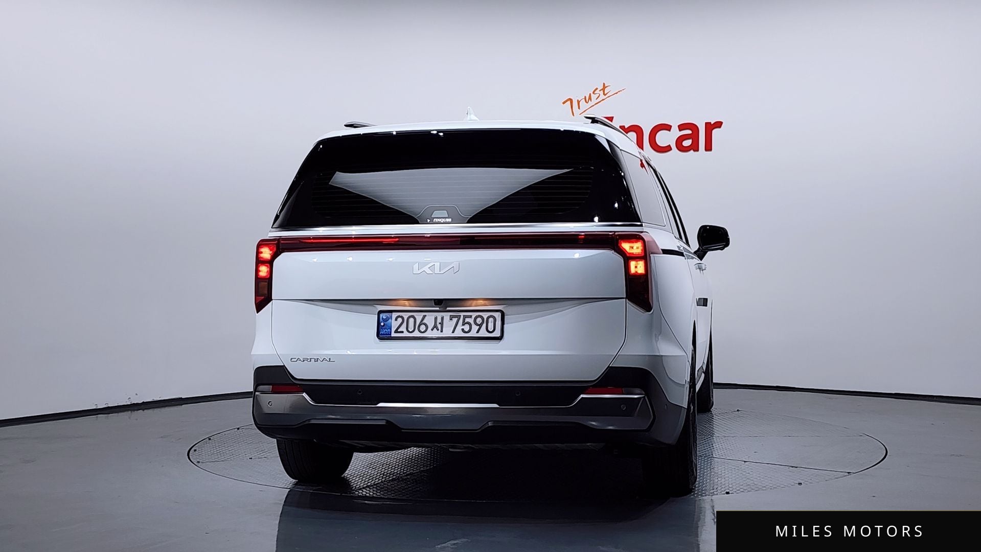 Kia Canival 2025 — миниатюра 4