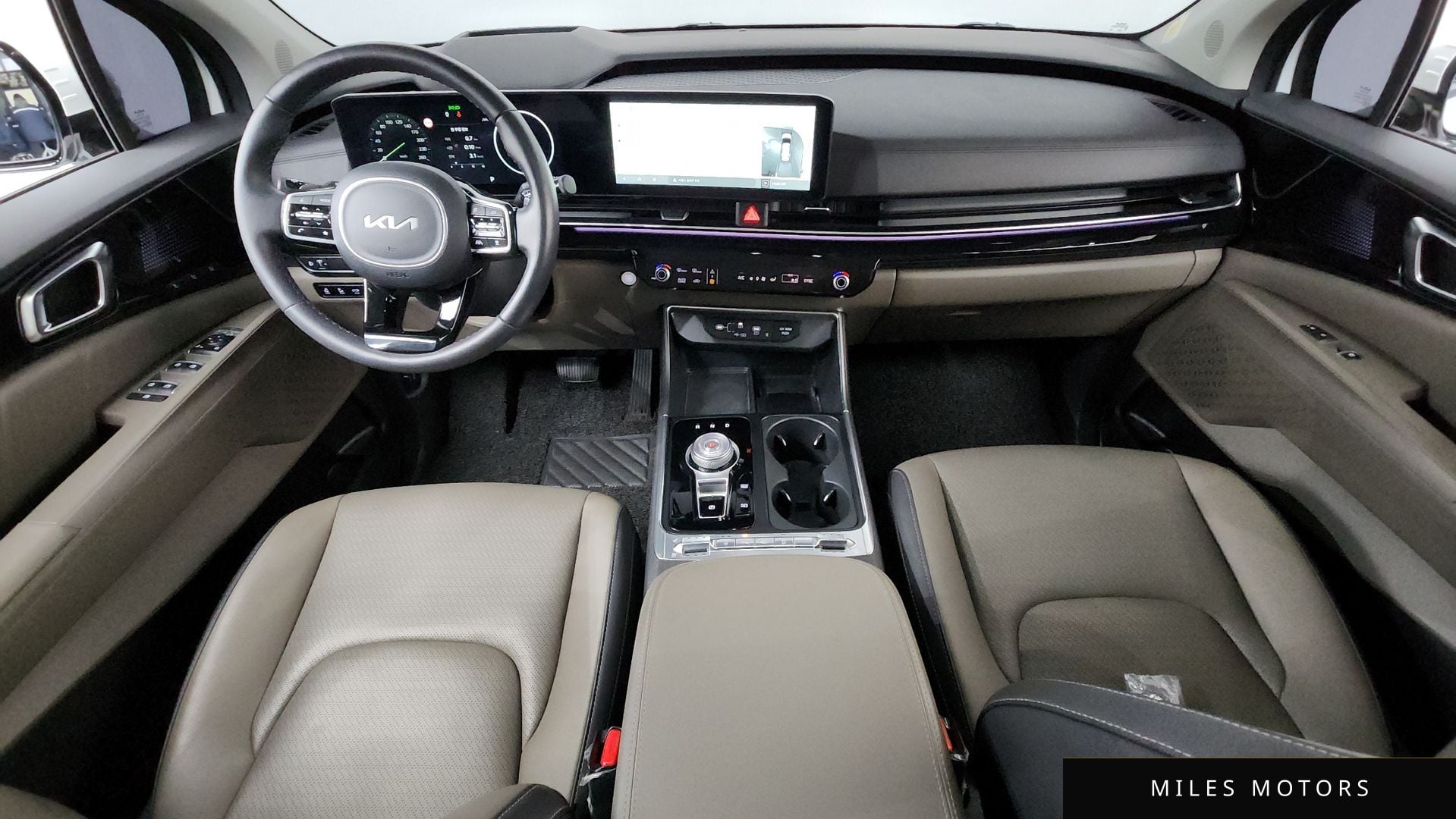 Kia Canival 2025 — миниатюра 7