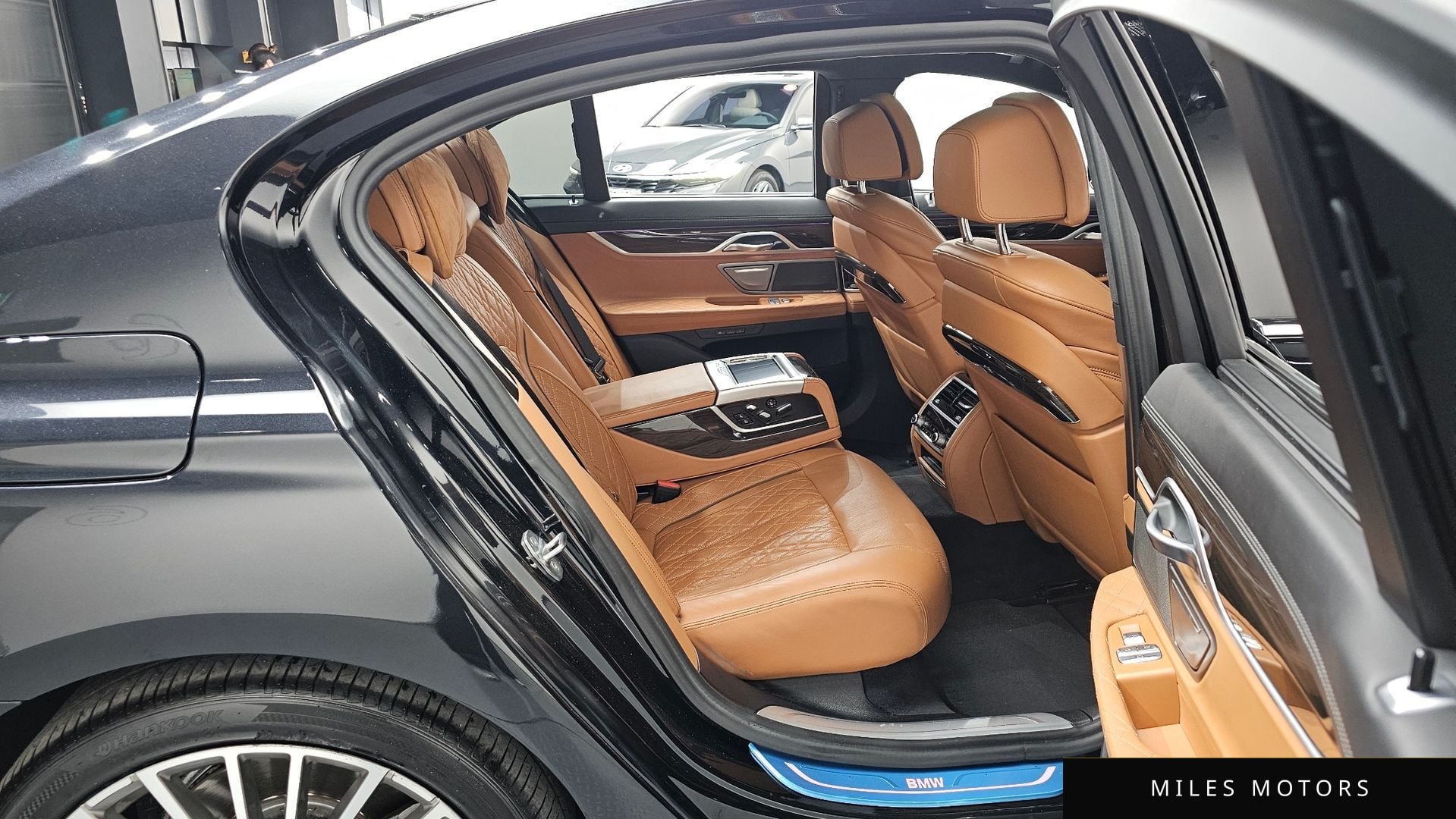 BMW 7 Series (G11) 2020 — миниатюра 12