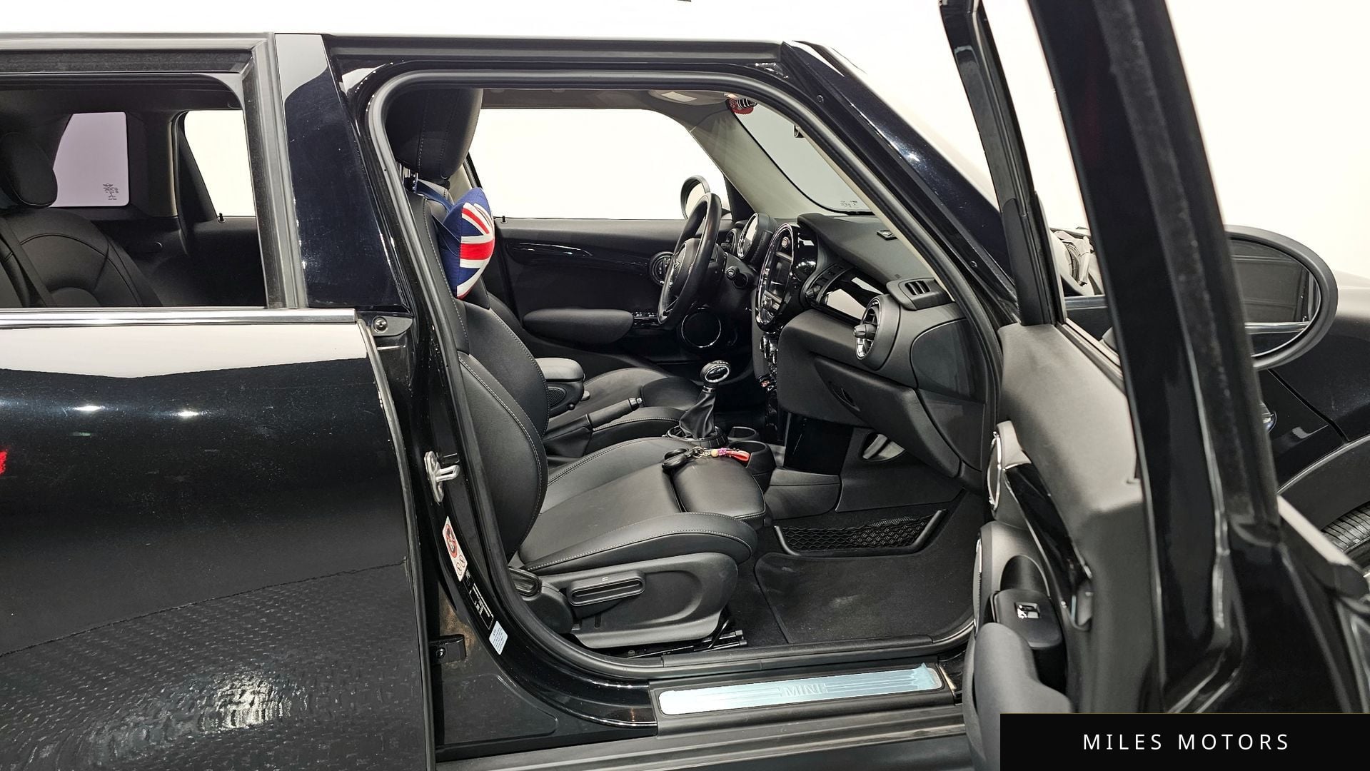 MINI 쿠퍼 2016 — миниатюра 11