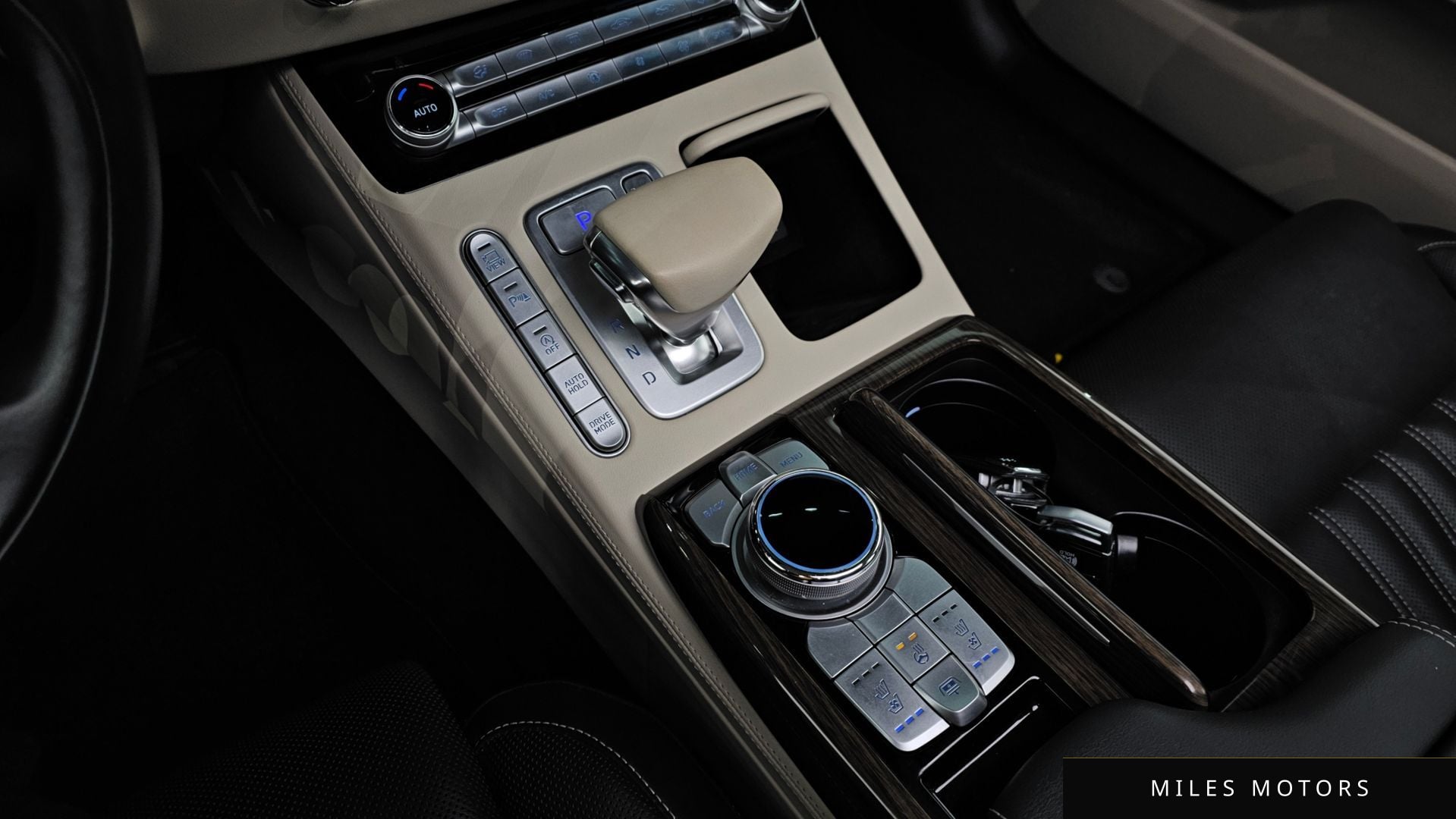 Genesis G90 2019 — миниатюра 9