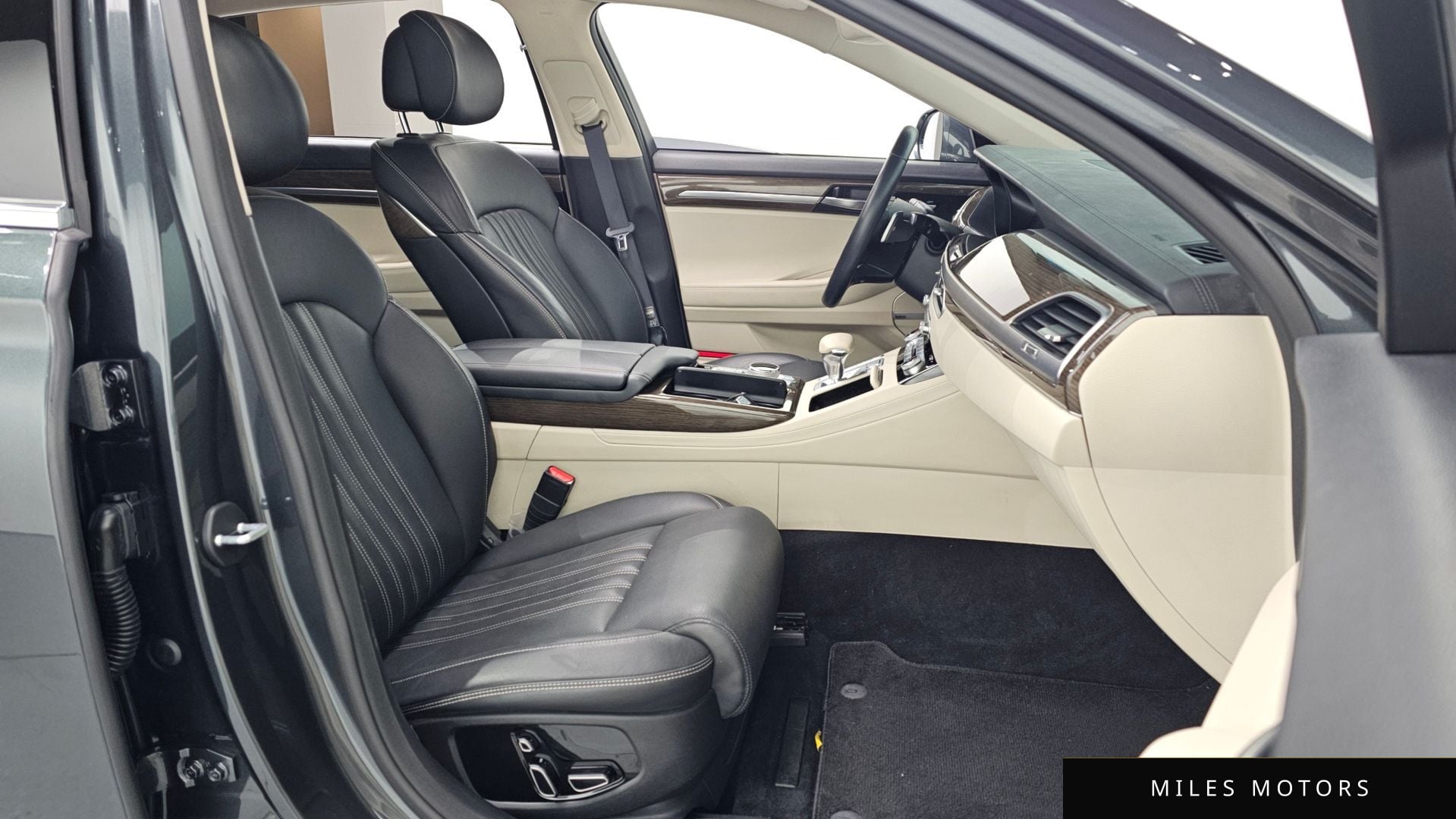 Genesis G90 2019 — миниатюра 11