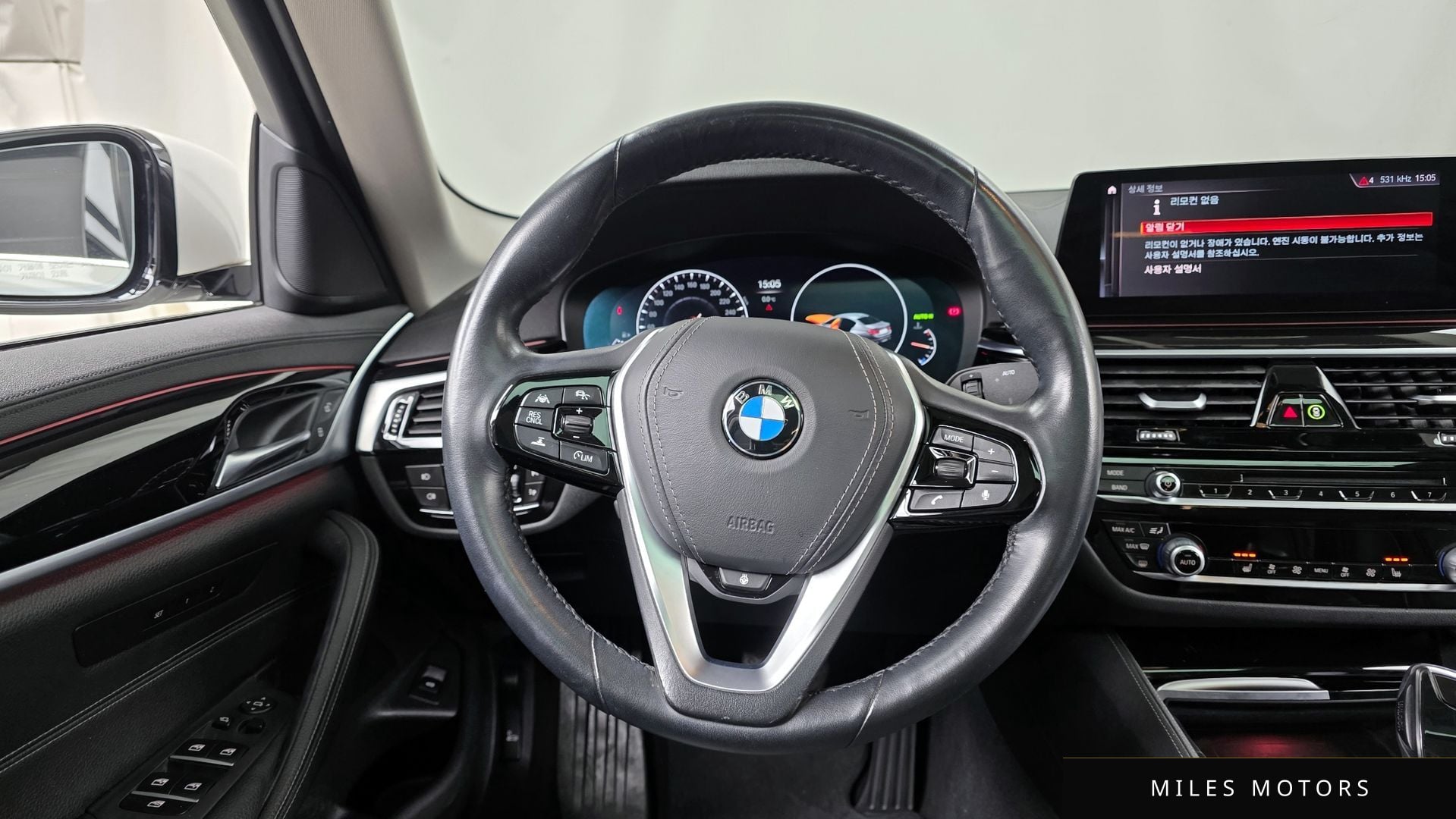 BMW 5 Series (G30) 2019 — миниатюра 13