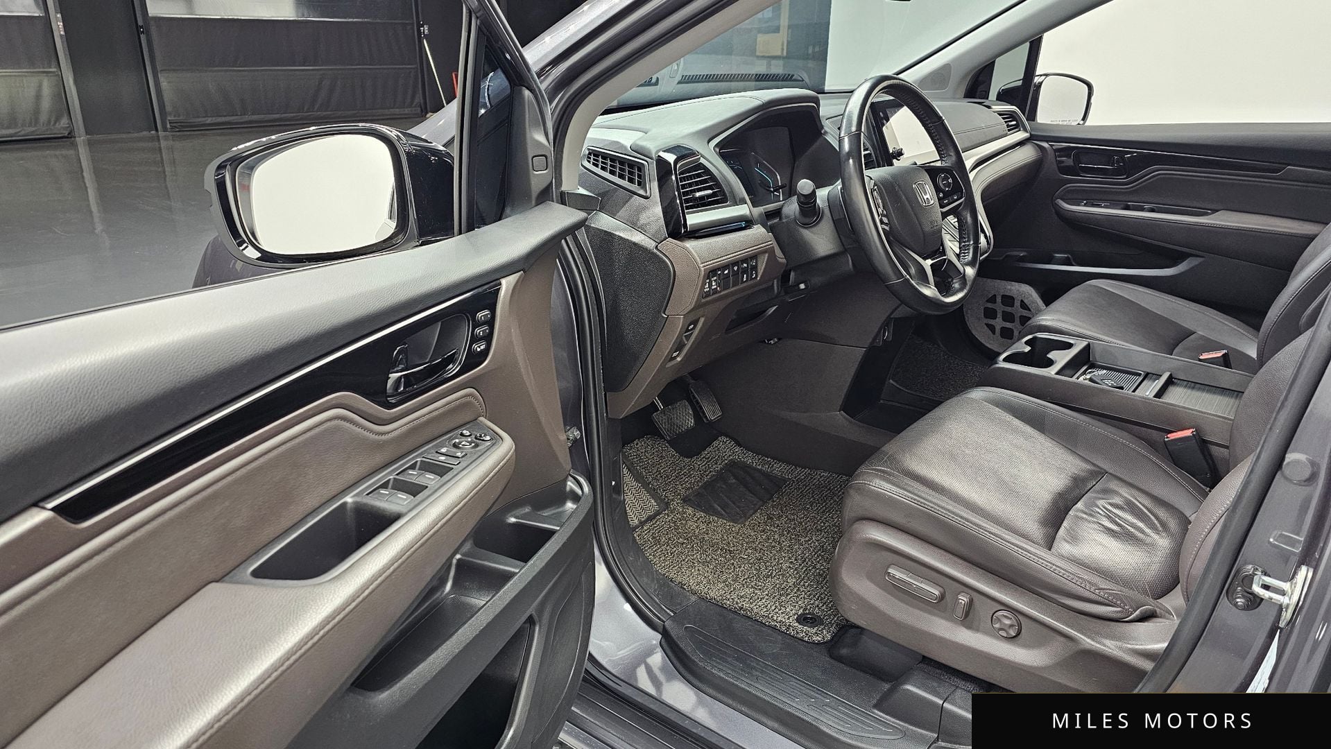Honda Odyssey 2019 — миниатюра 10