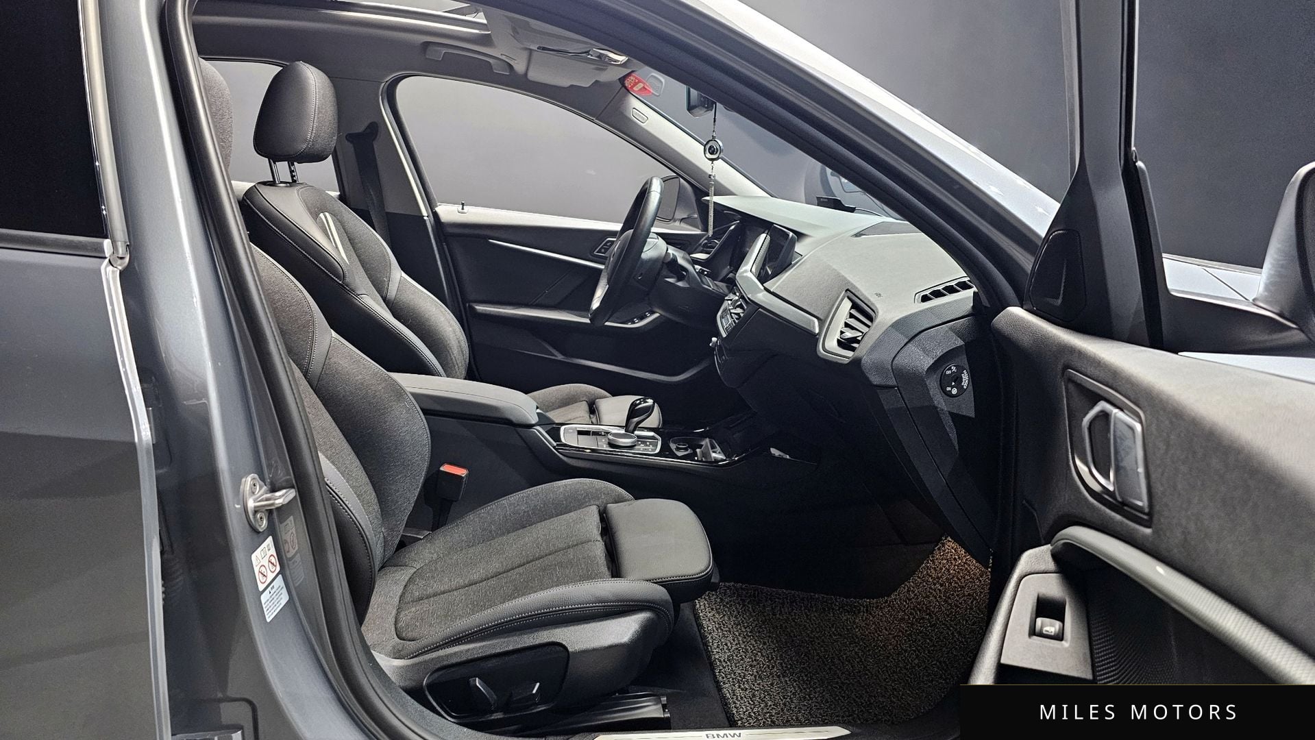 BMW 1시리즈 (F40) 2023 — миниатюра 10