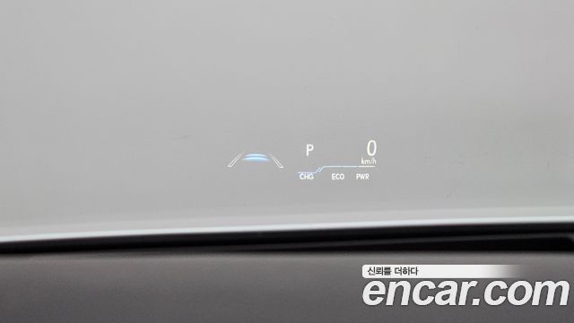 Лексус ES300h 2023 — миниатюра 17