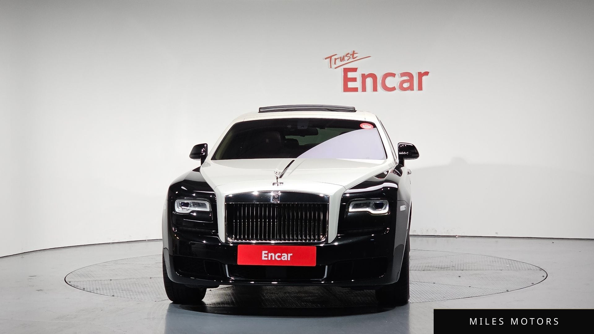 Rolls-Royce 고스트 2018 — миниатюра 3