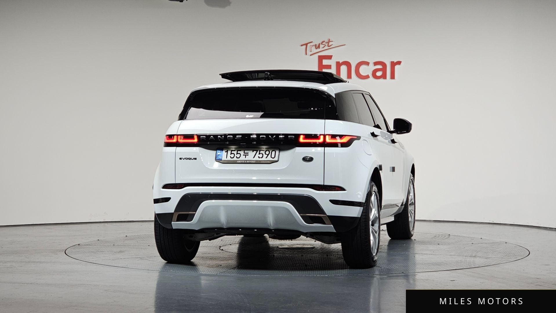 Land Rover Range Rover Evoque 2022 — миниатюра 3