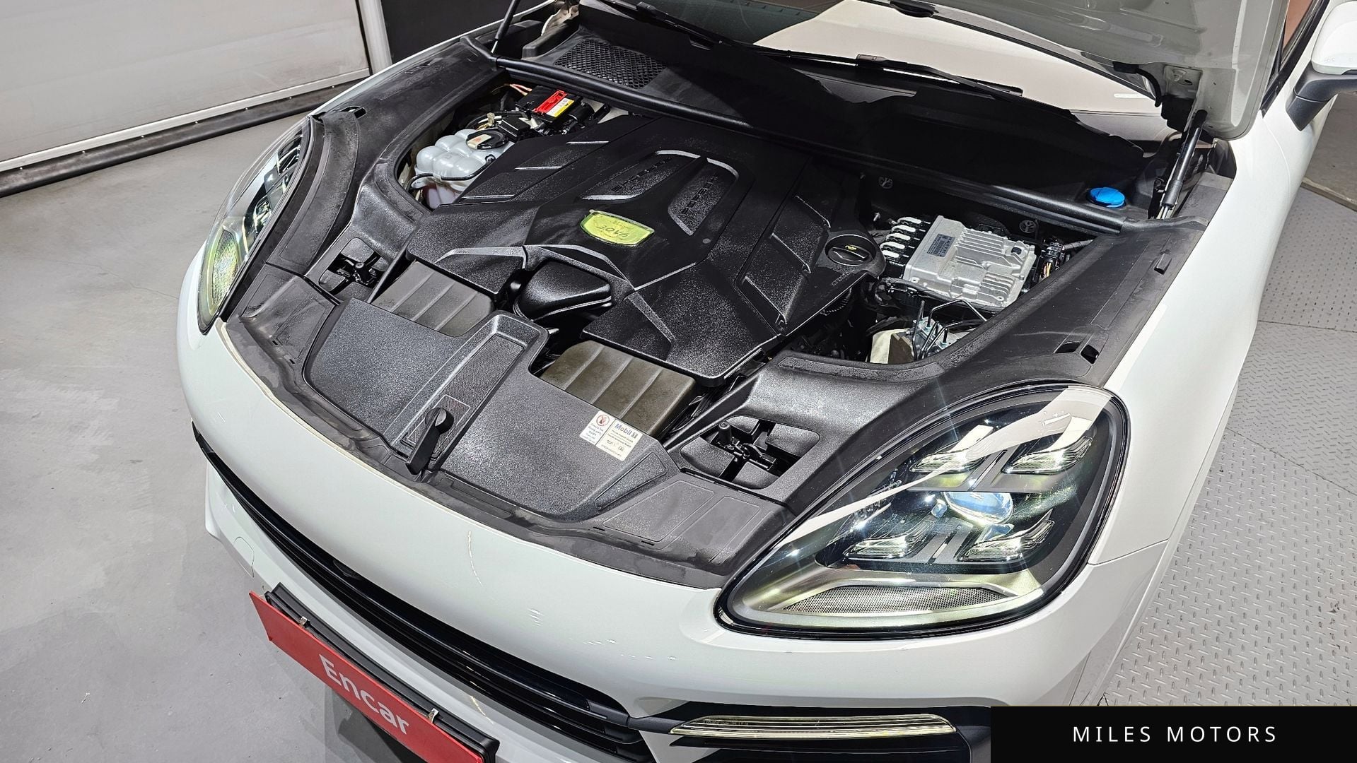 Porsche Cayenne 2020 — миниатюра 6