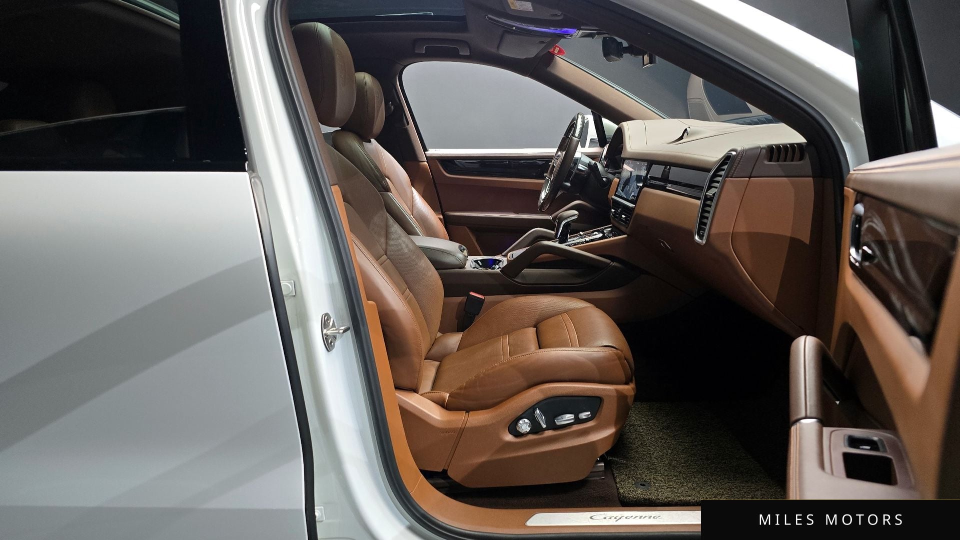 Porsche Cayenne 2020 — миниатюра 10