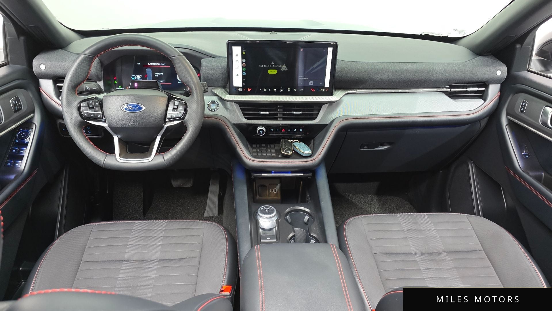 Ford Explorer 2025 — миниатюра 7