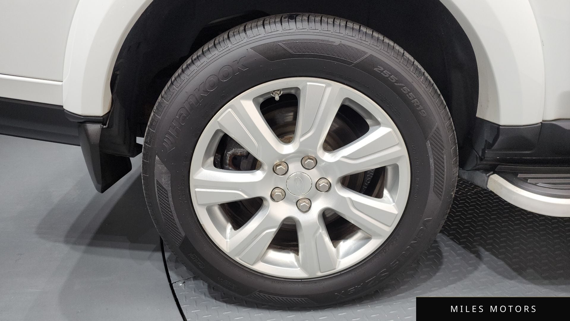 Land Rover Discovery 2015 — миниатюра 5