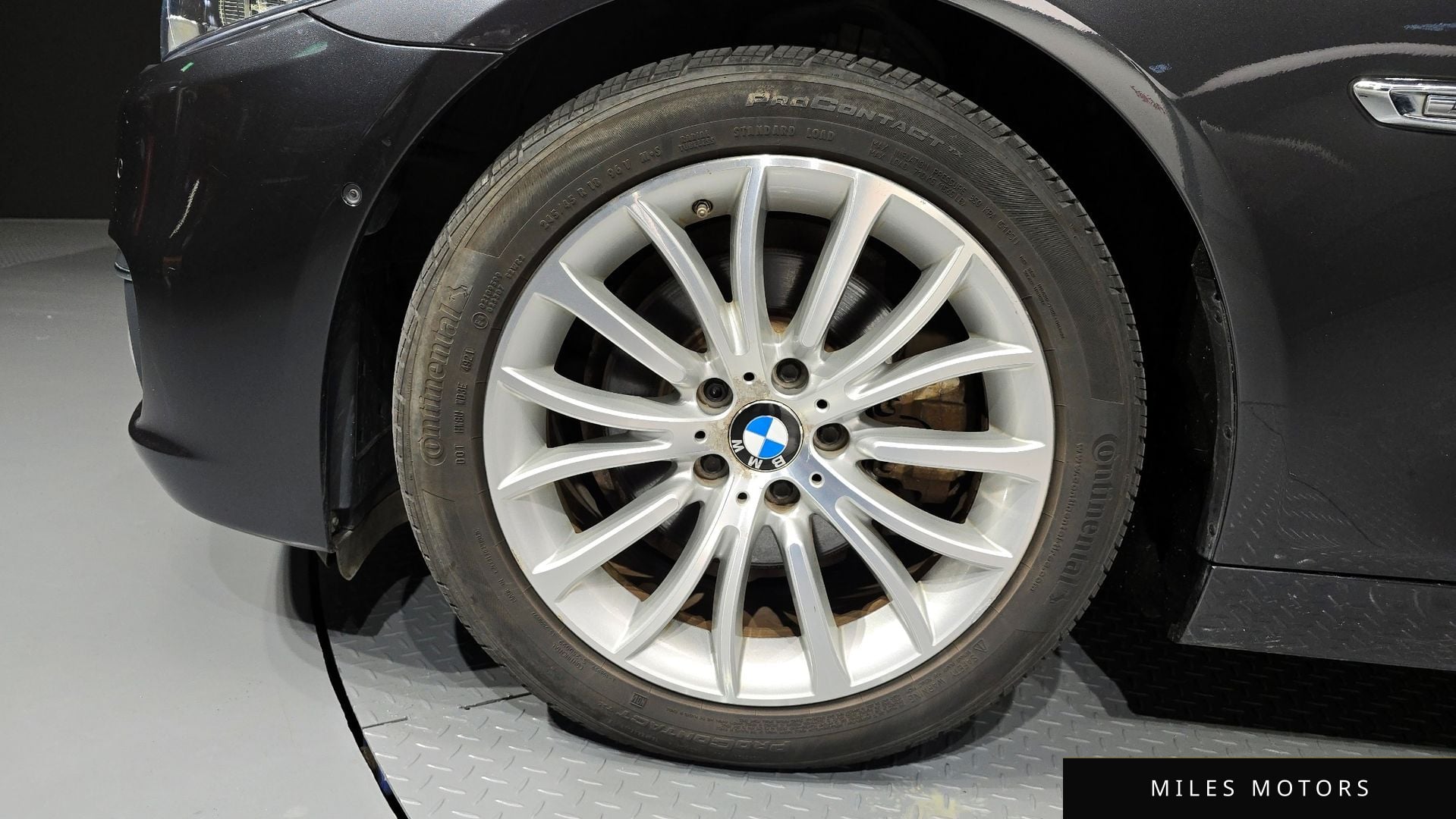 BMW 5 Series (F10) 2016 — миниатюра 5